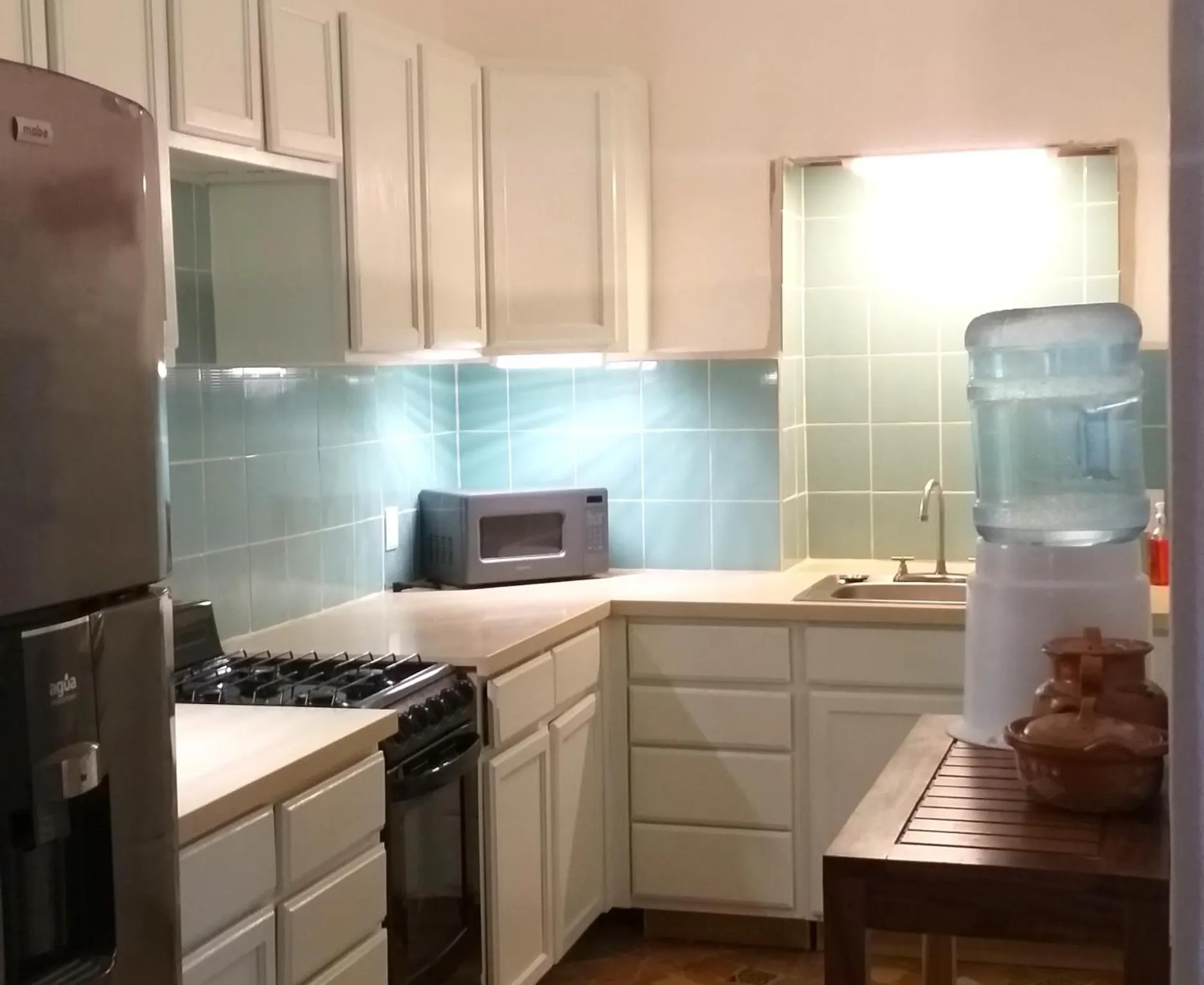 Kitchen or kitchenette in Mayan Beach Garden