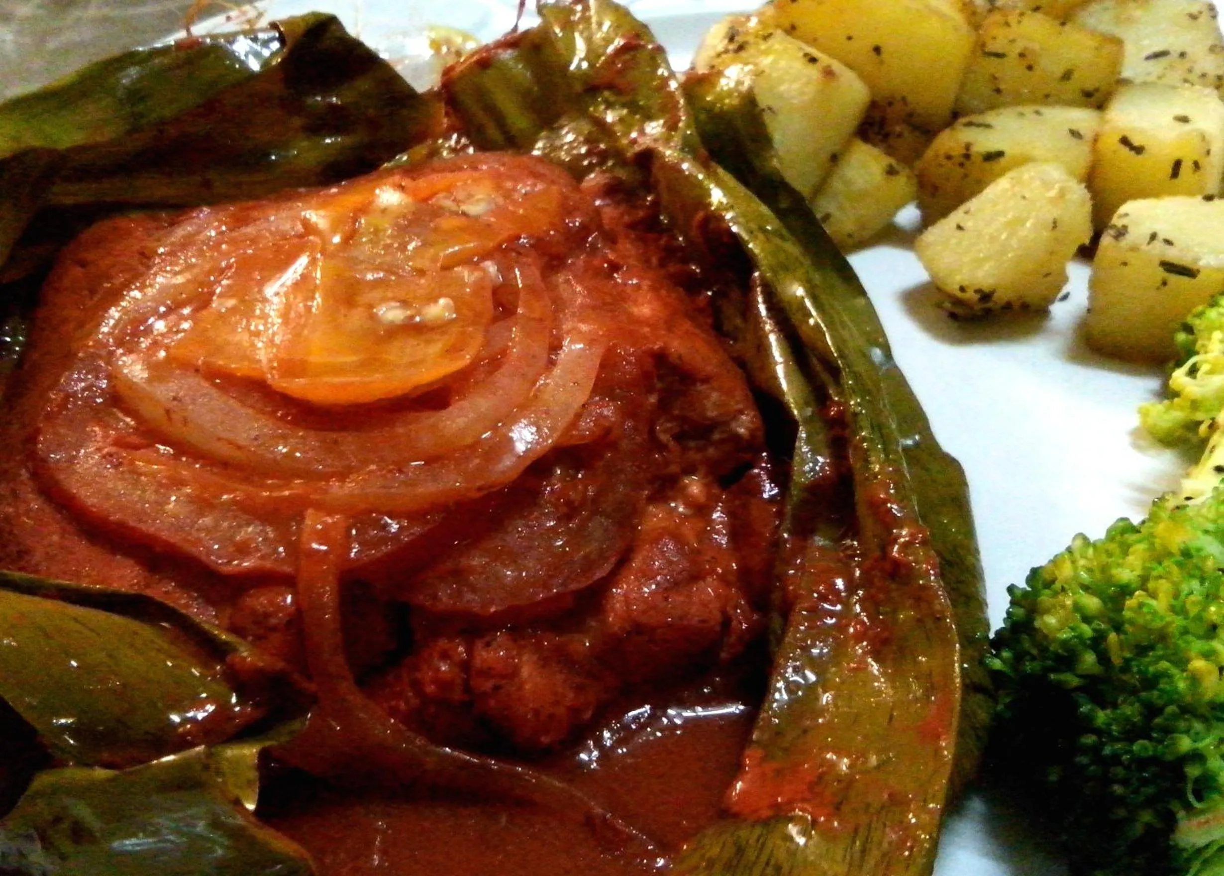 Restaurant/places to eat in Mayan Beach Garden