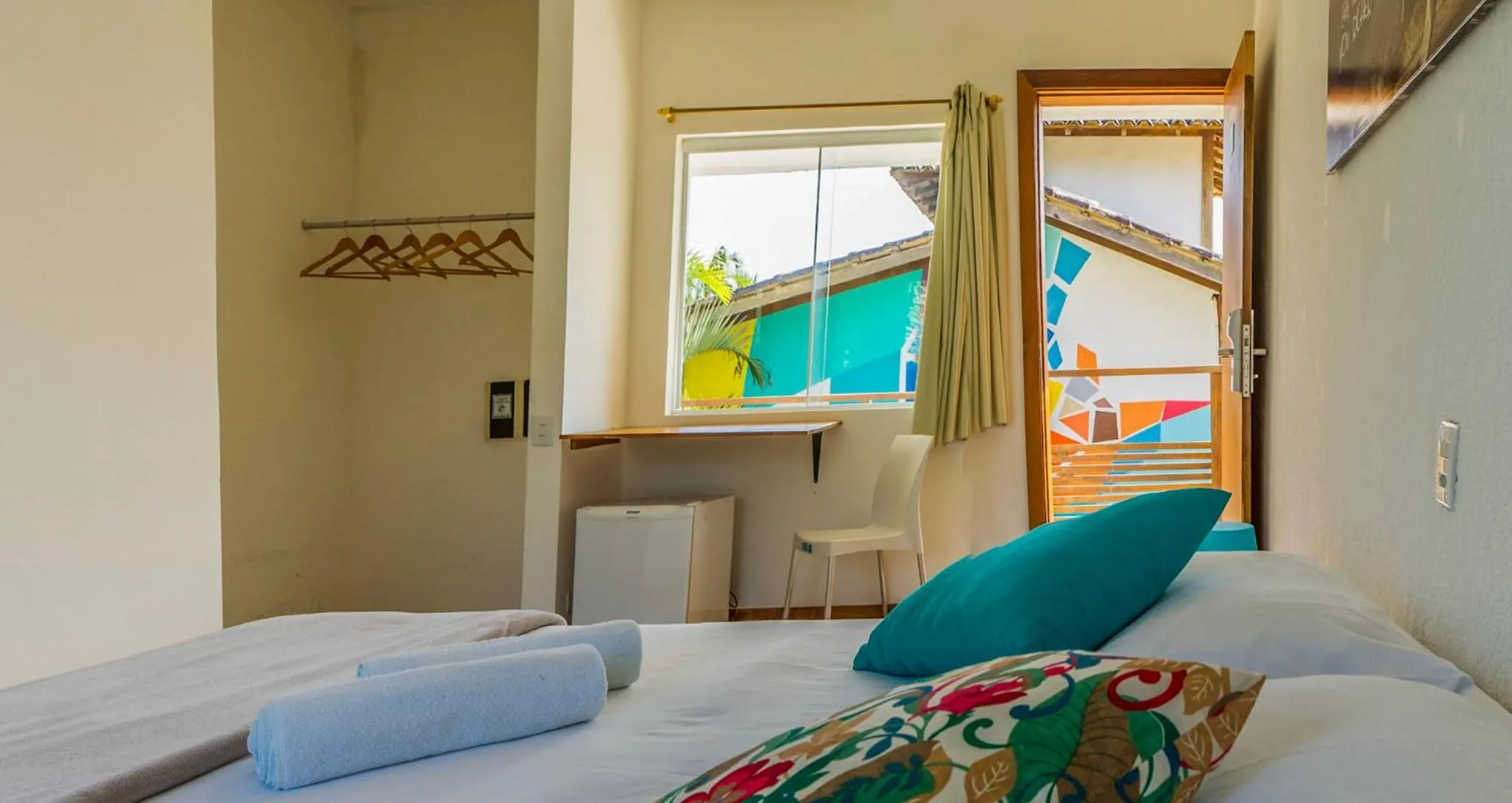 Bedroom, Bed in Pousada Tubes Maresias