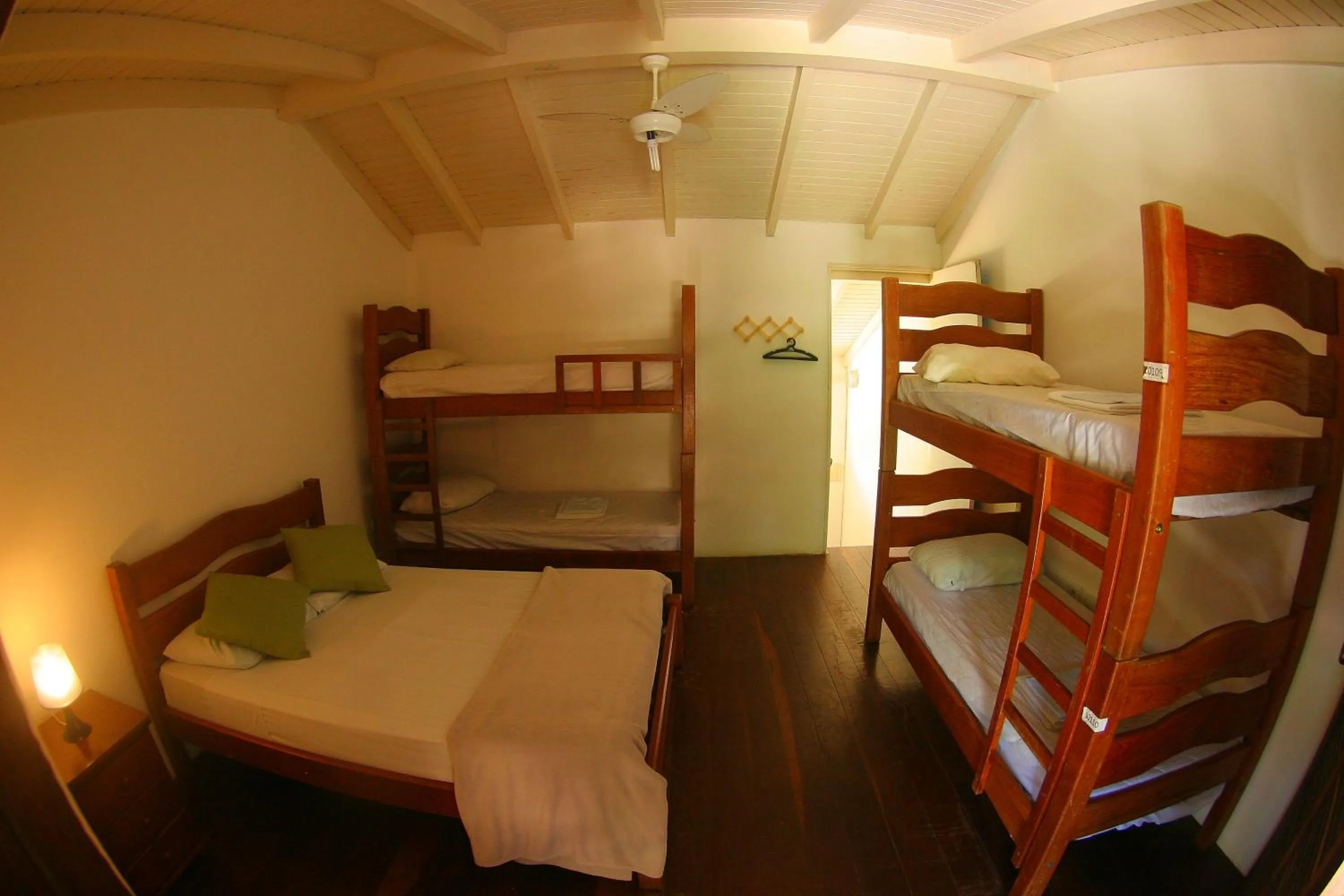 bunk bed, Bed in Pousada Tubes Maresias