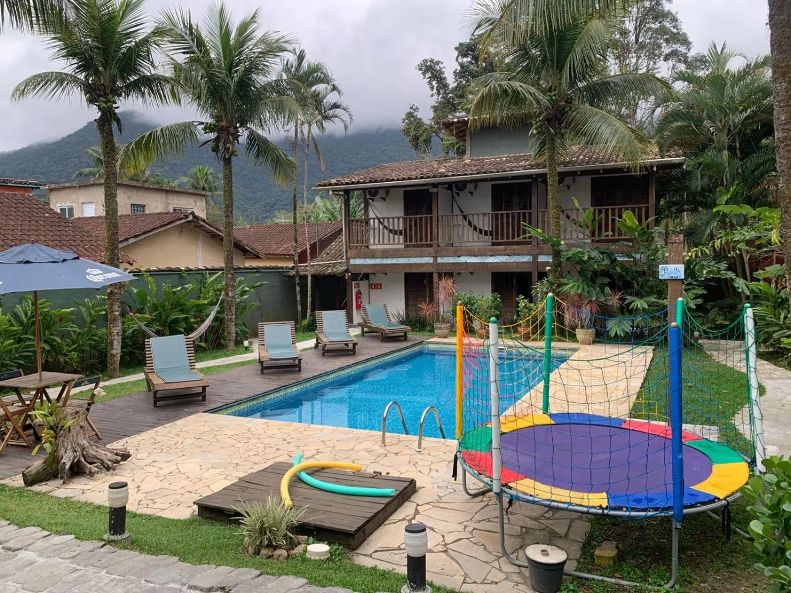 Pousada Tubes Maresias