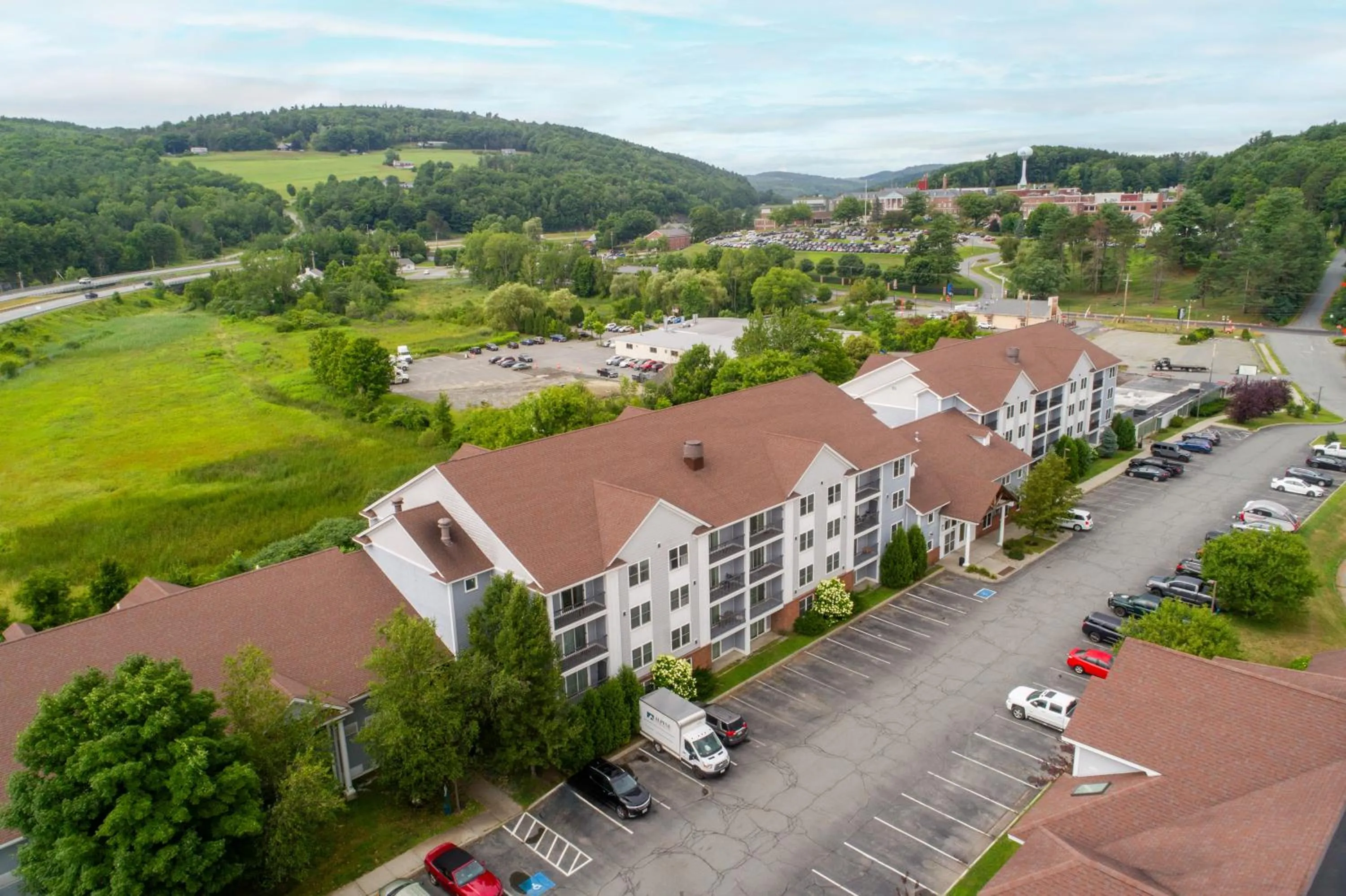 Property building in White River Inn & Suites