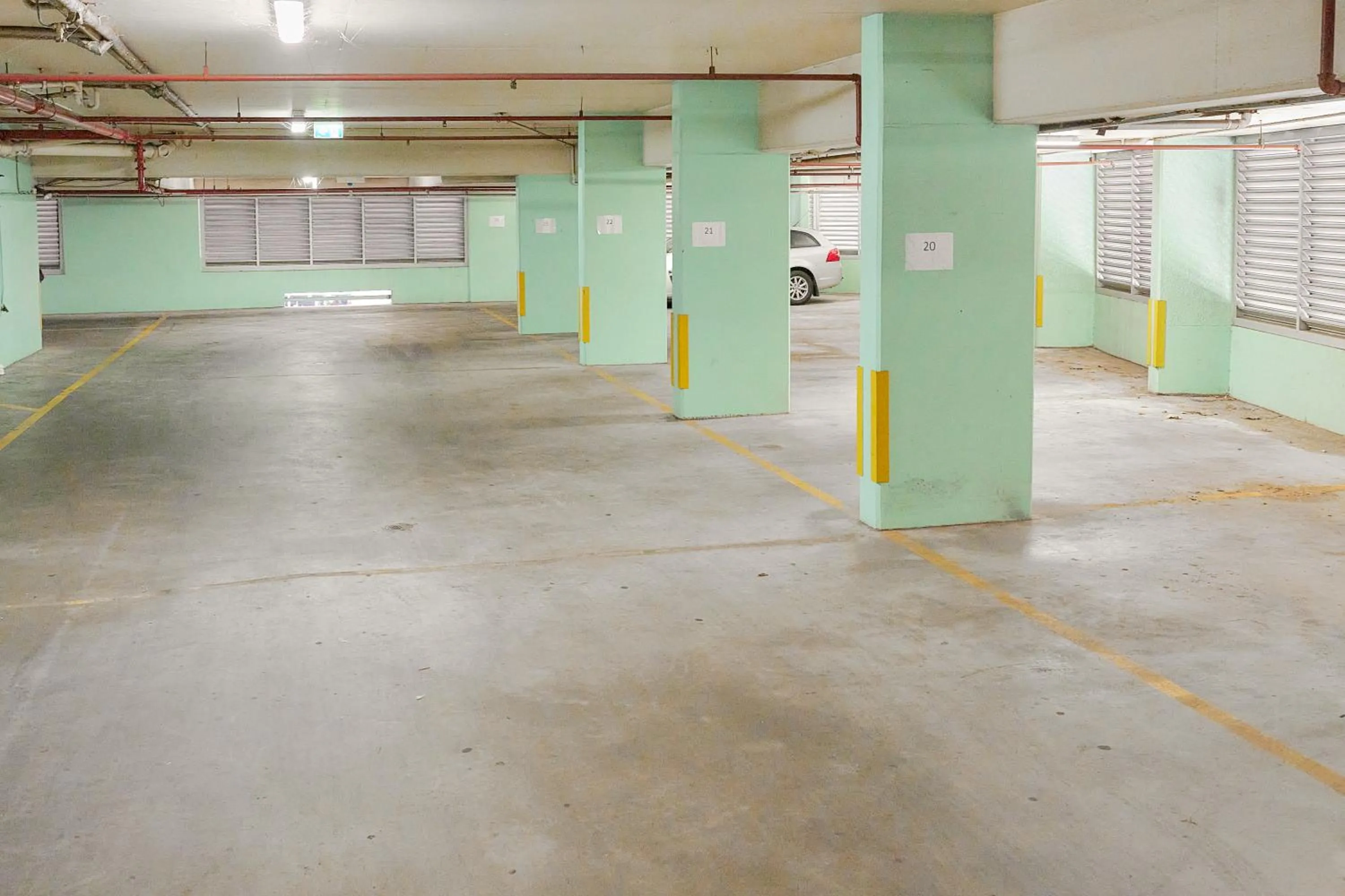 Parking in Central Studio Hotel Sydney