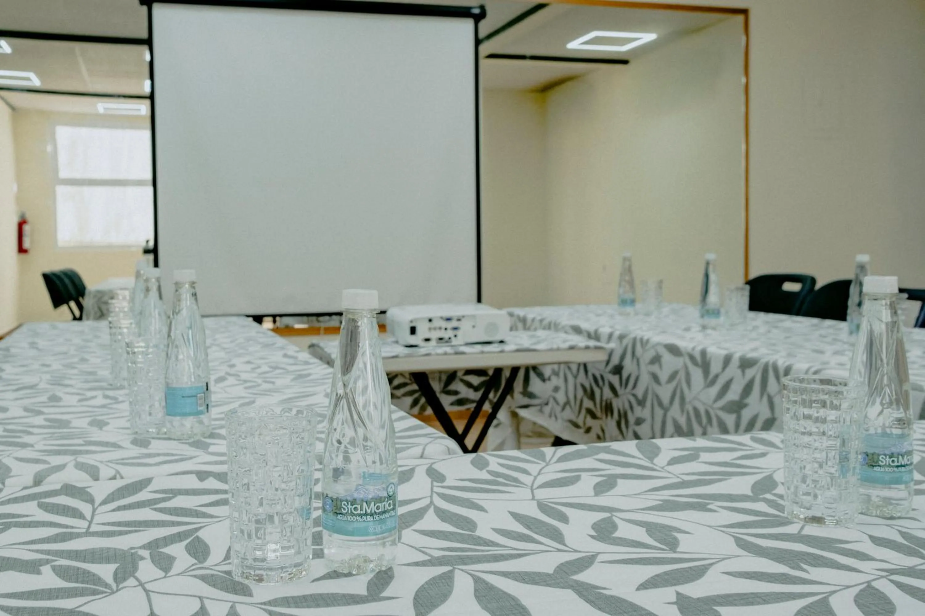 Business facilities in Santa Maria del Cabo