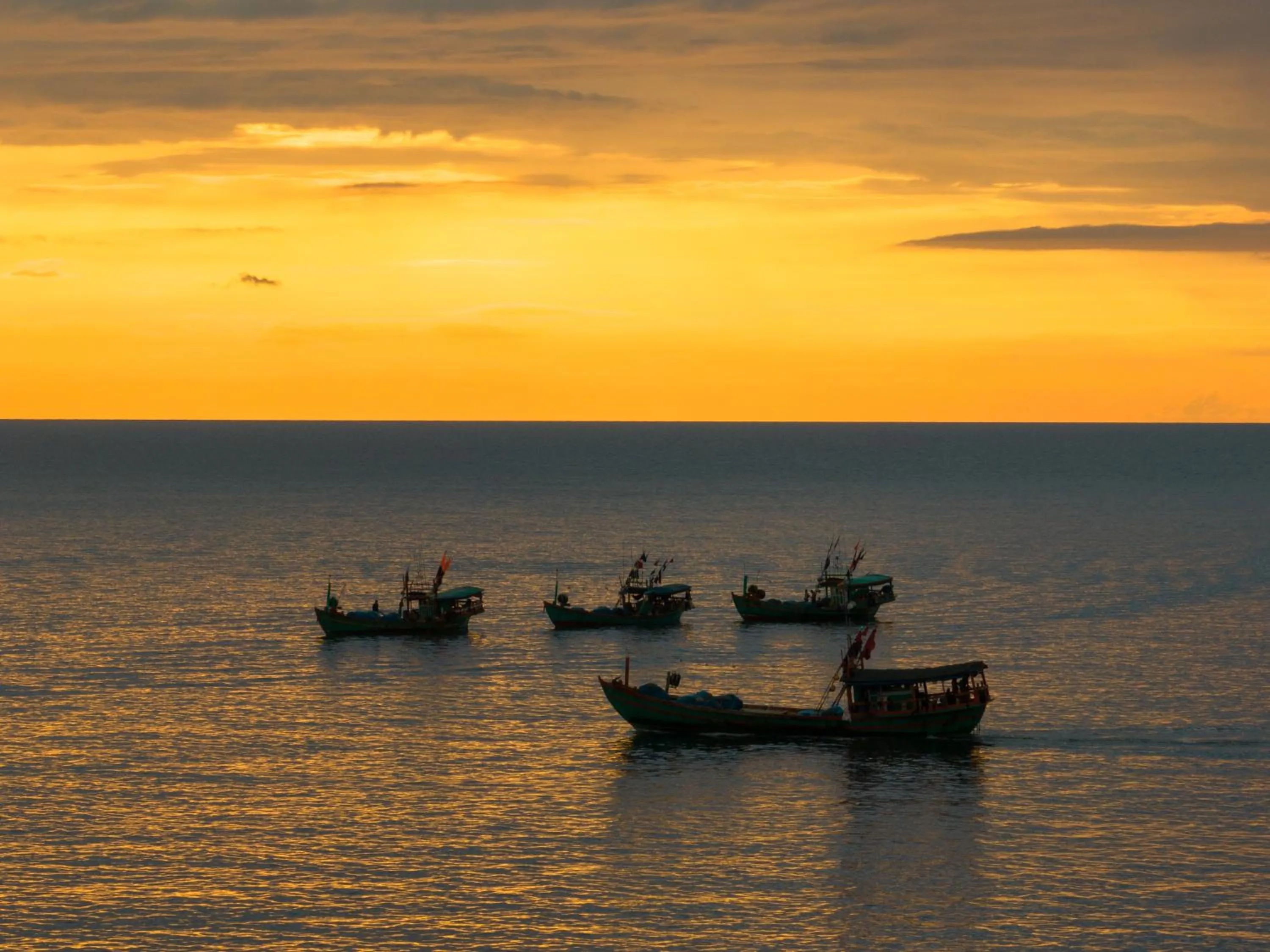 Sunset in Mafiya Resort
