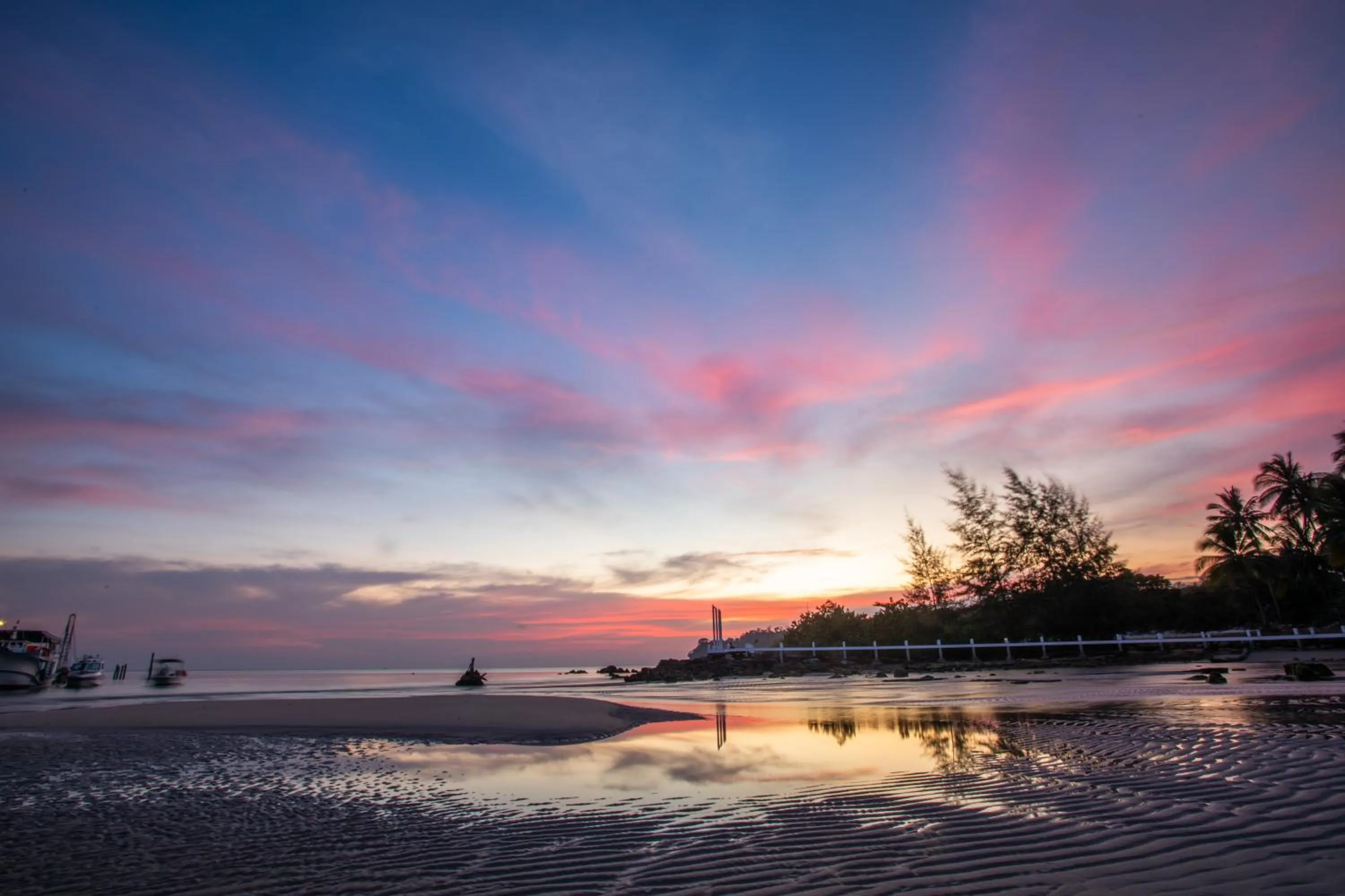 Sunset in Mafiya Resort