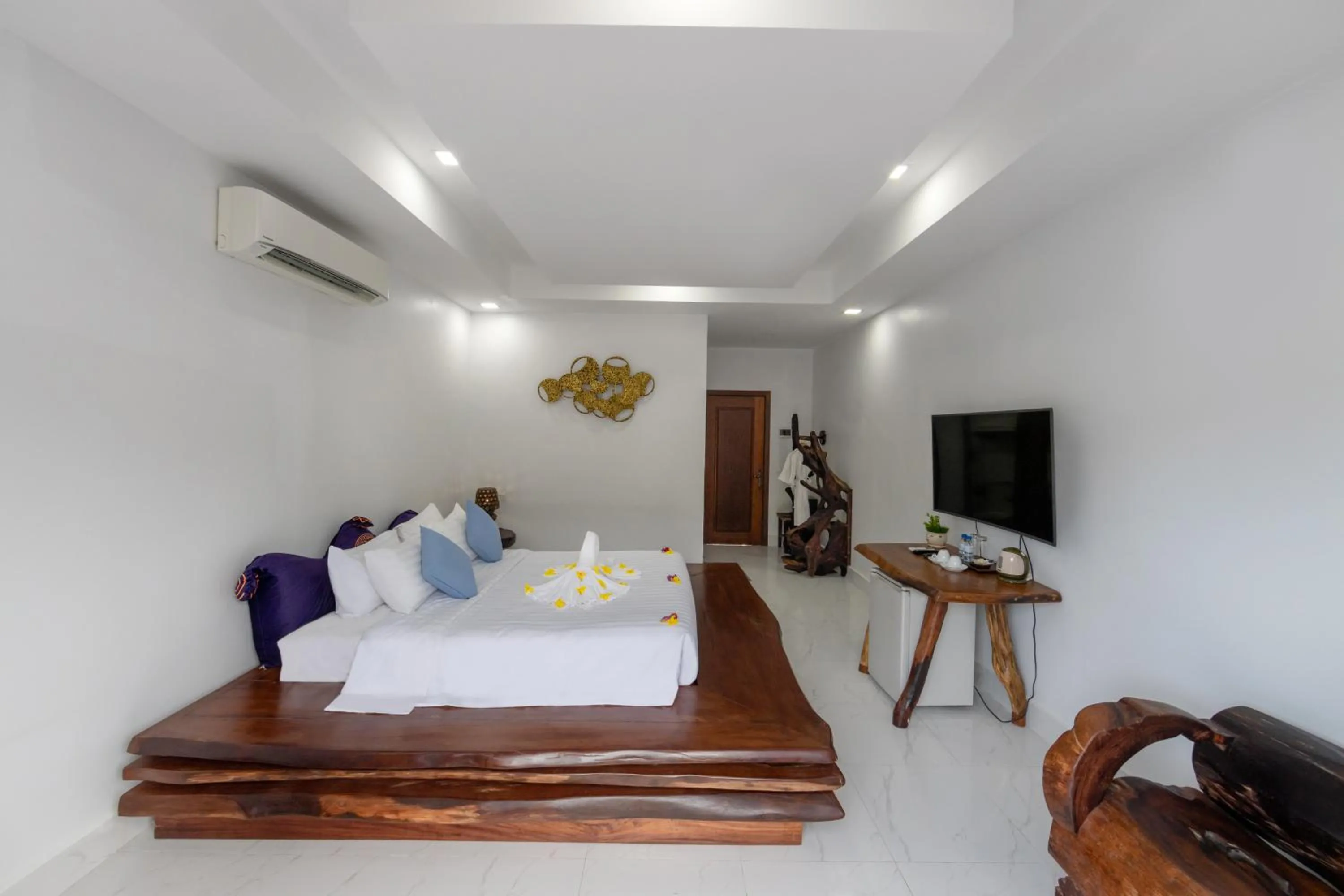 Photo of the whole room, Bed in Mafiya Resort