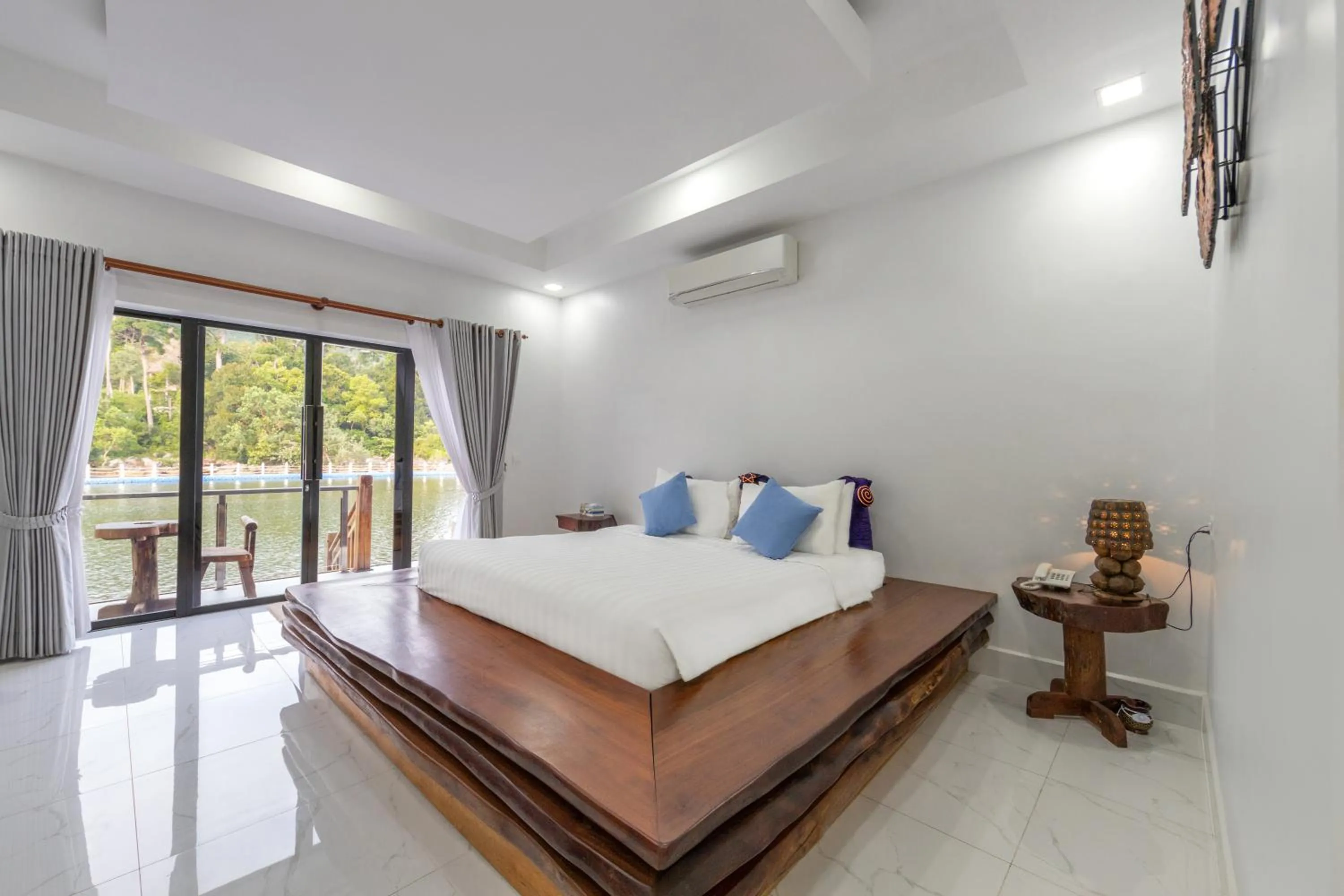 Bed in Mafiya Resort