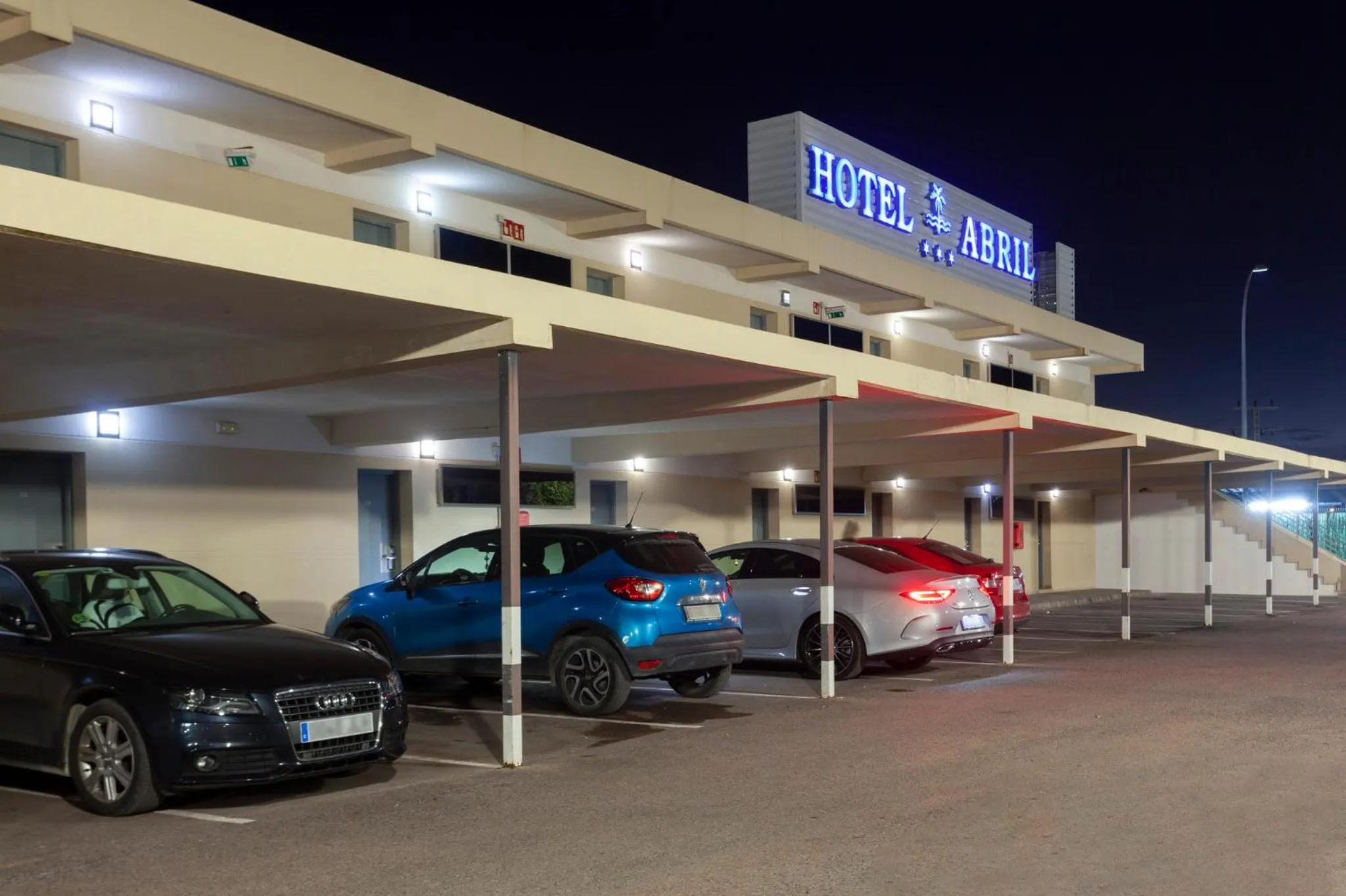 Property building in Hospedium Hotel Abril