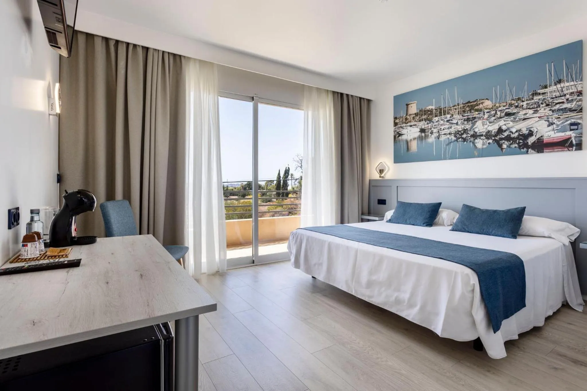 Bed in Hospedium Hotel Abril