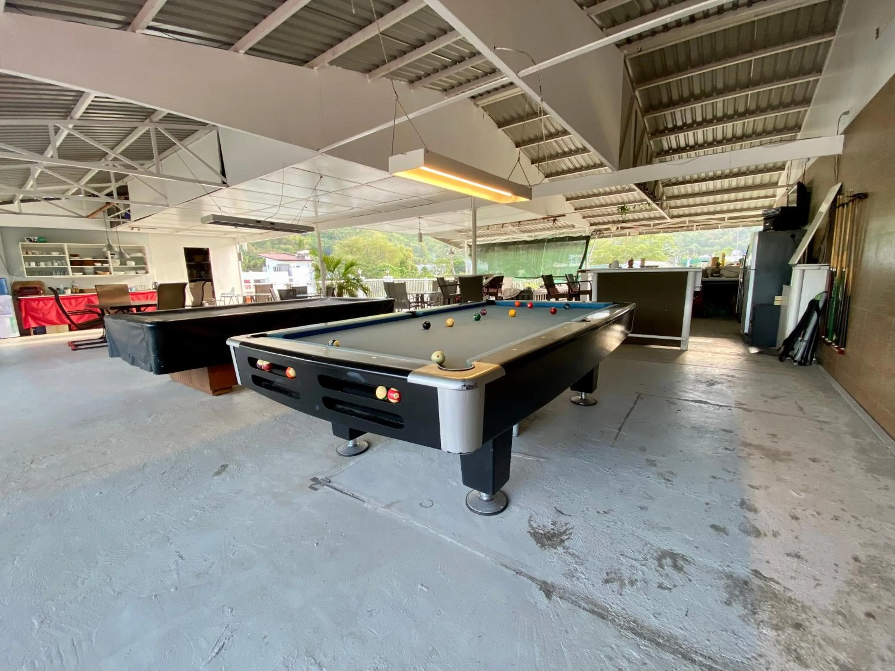 Billiard in Victoria's Bed & Breakfast