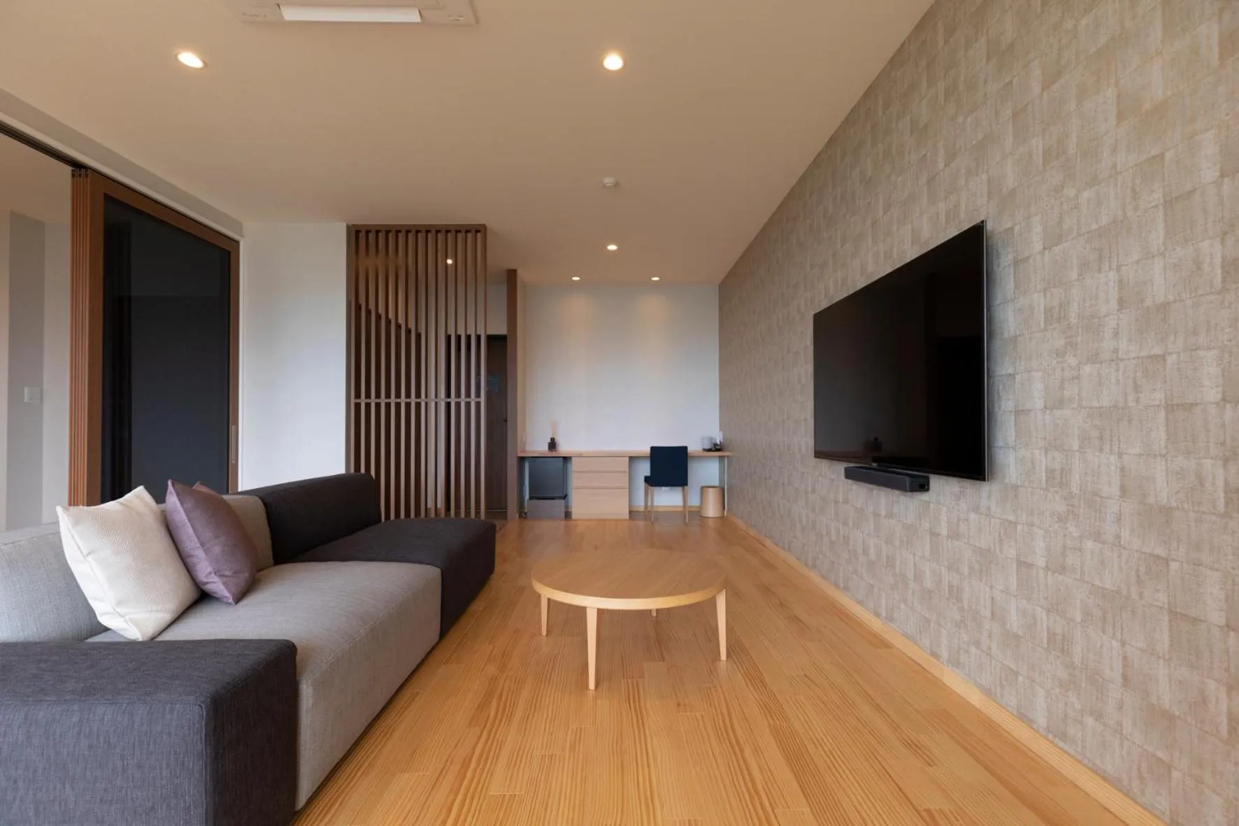 TV and multimedia in 宮島離れの宿 IBUKU -Miyajima Hanare no Yado IBUKU-