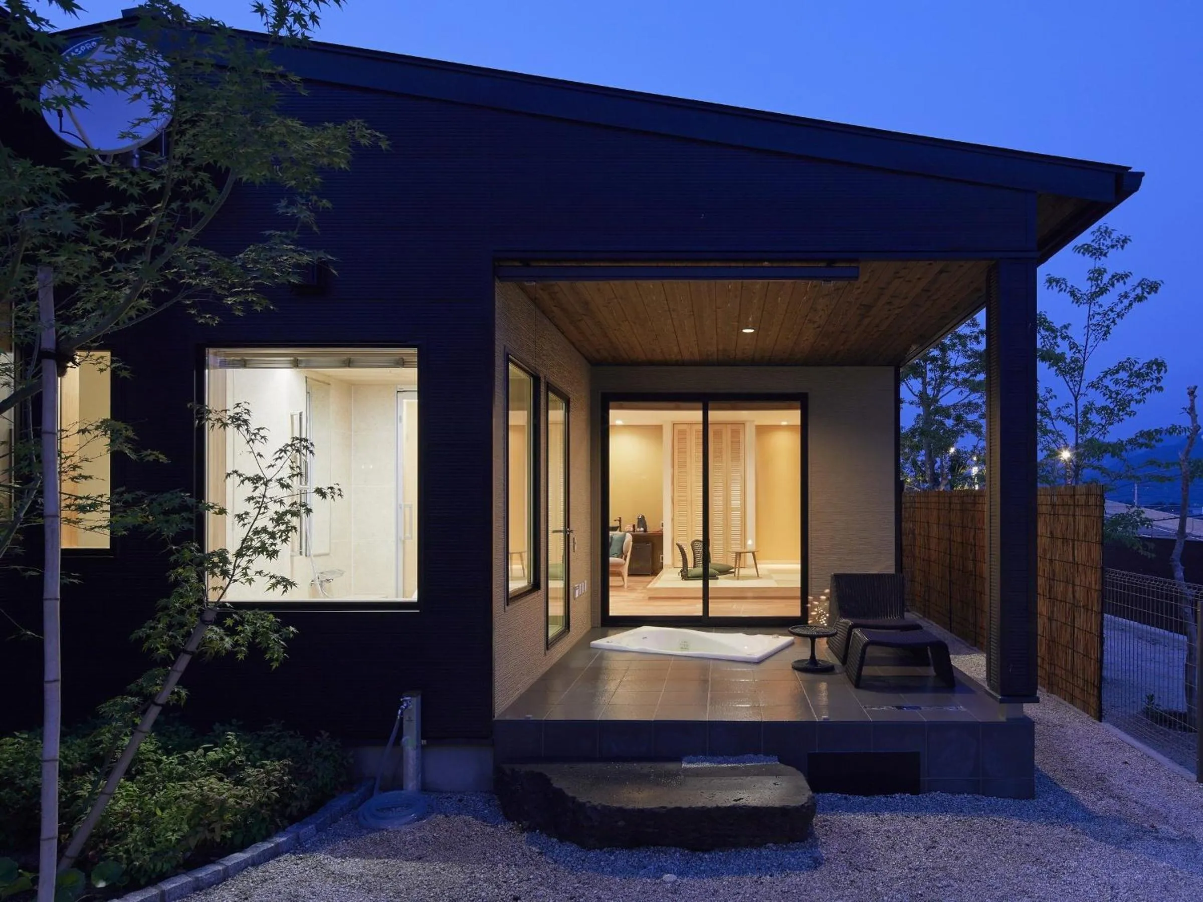 Property building in 宮島離れの宿 IBUKU -Miyajima Hanare no Yado IBUKU-