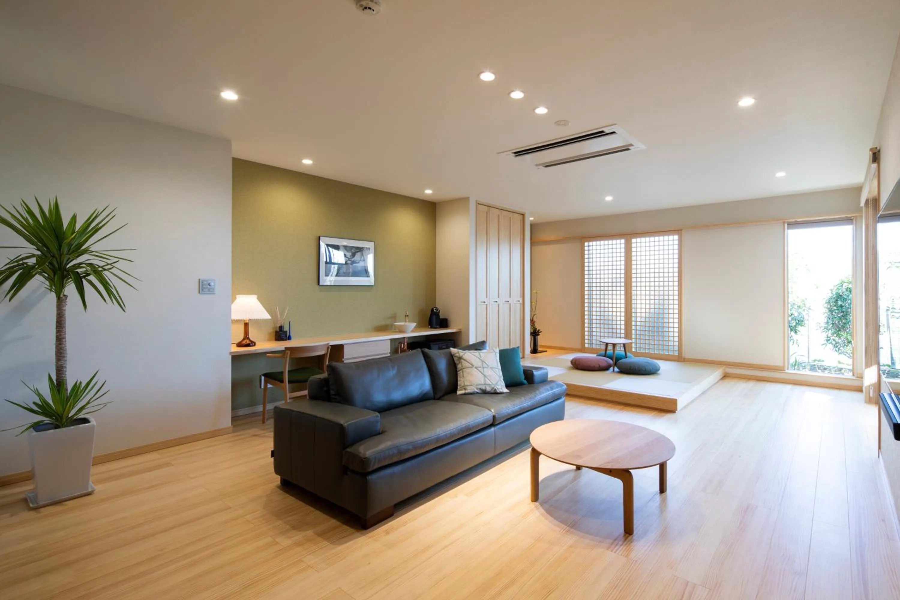 Living room in 宮島離れの宿 IBUKU -Miyajima Hanare no Yado IBUKU-