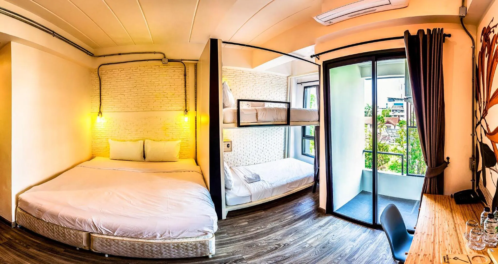 bunk bed, Bed in Bangkok Oasis Hotel