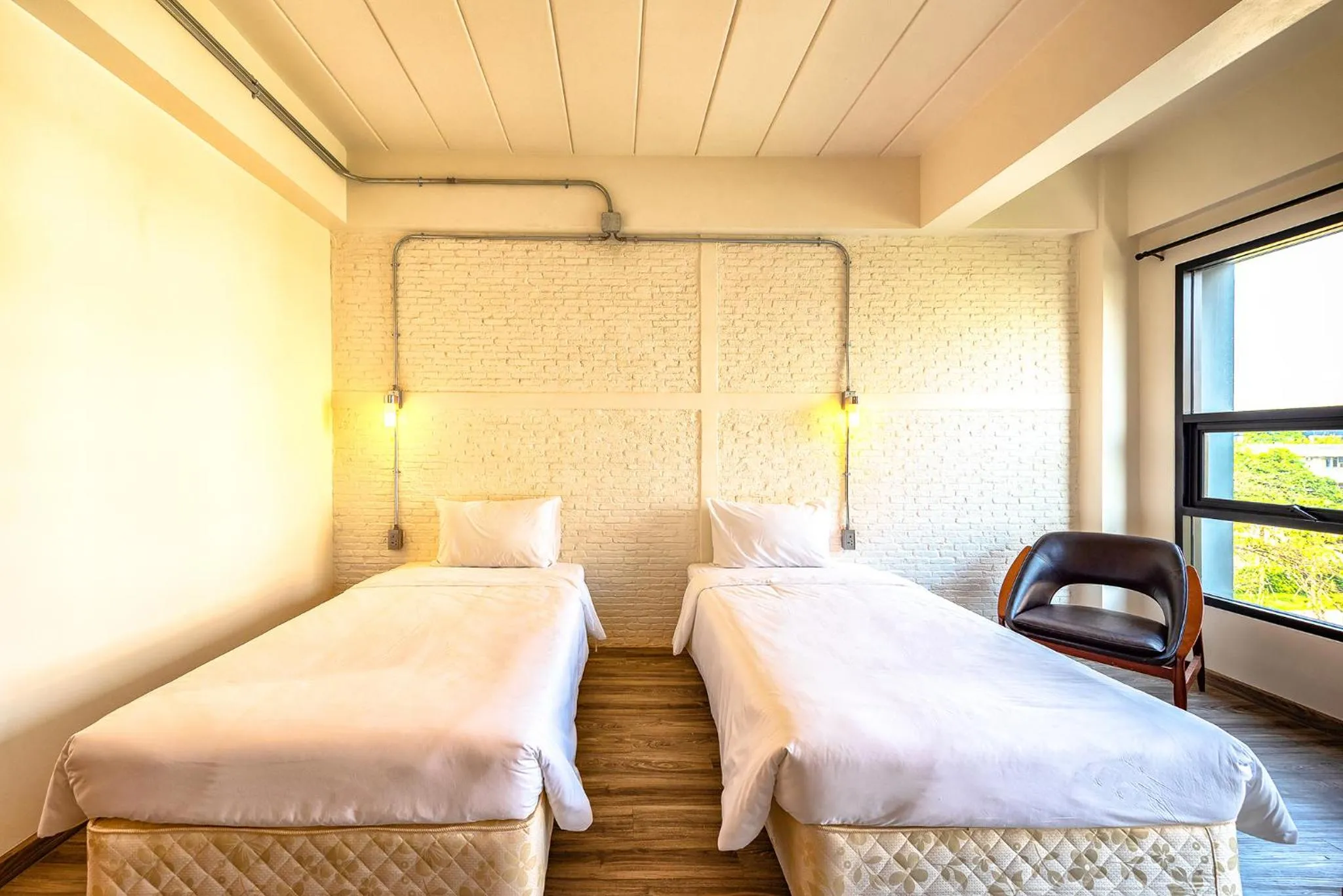 bunk bed, Bed in Bangkok Oasis Hotel