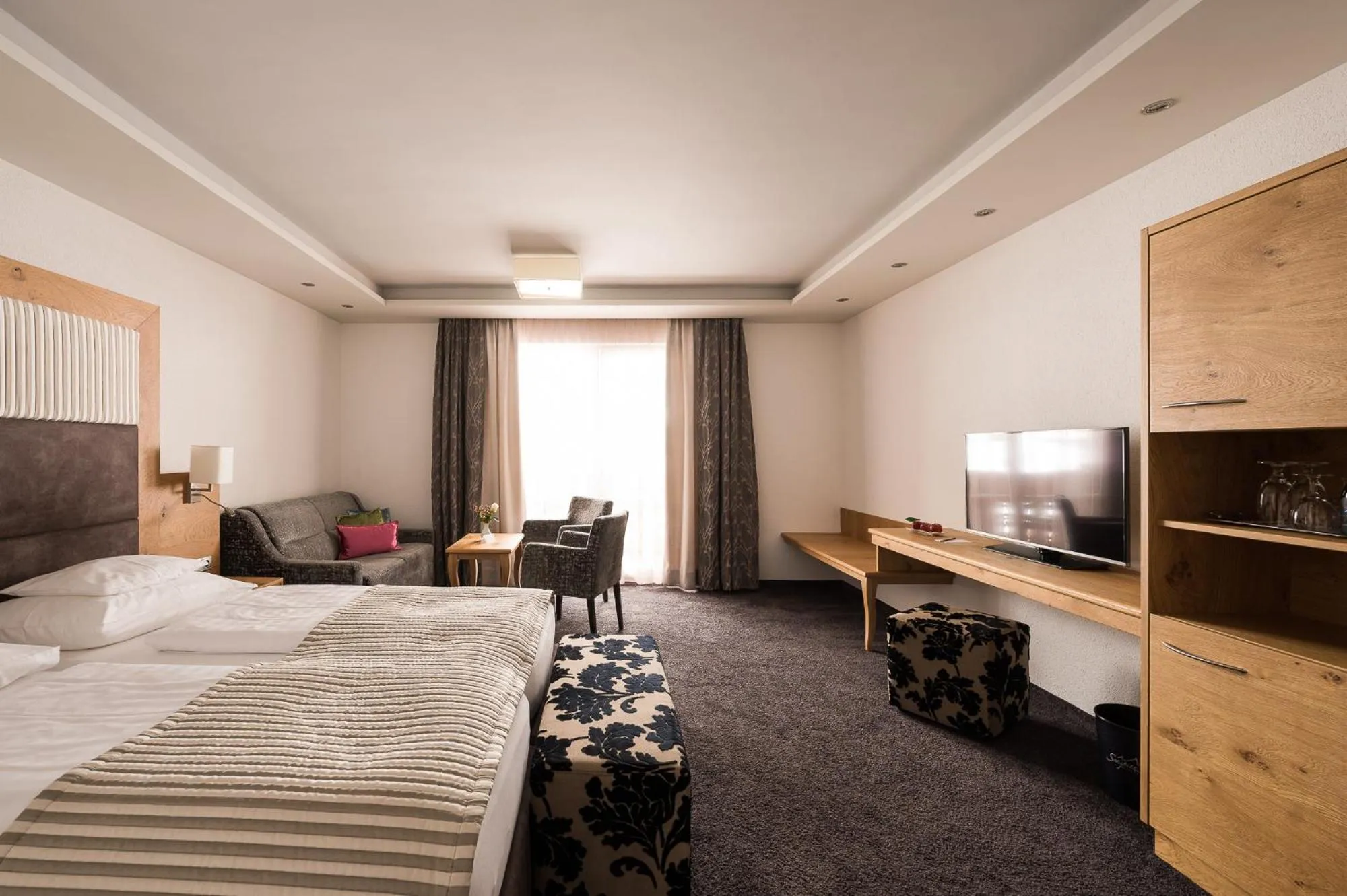 TV and multimedia, Bed in Hotel Seespitz