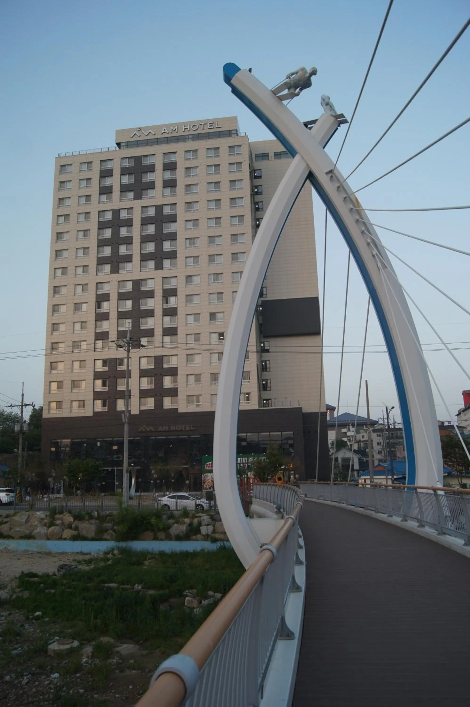Facade/entrance in AM Hotel