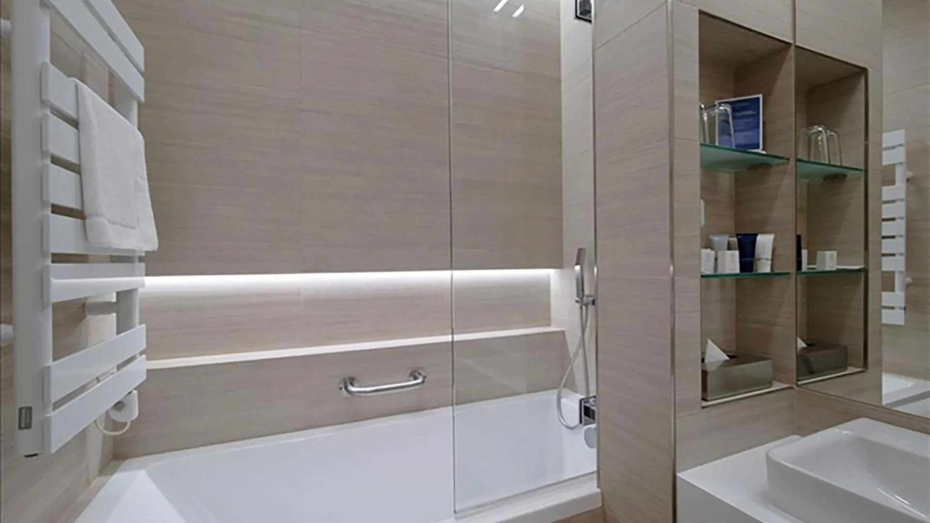 HOTEL Hraniční zámeček