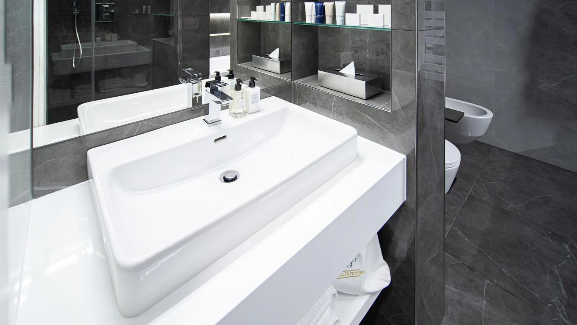 HOTEL Hraniční zámeček