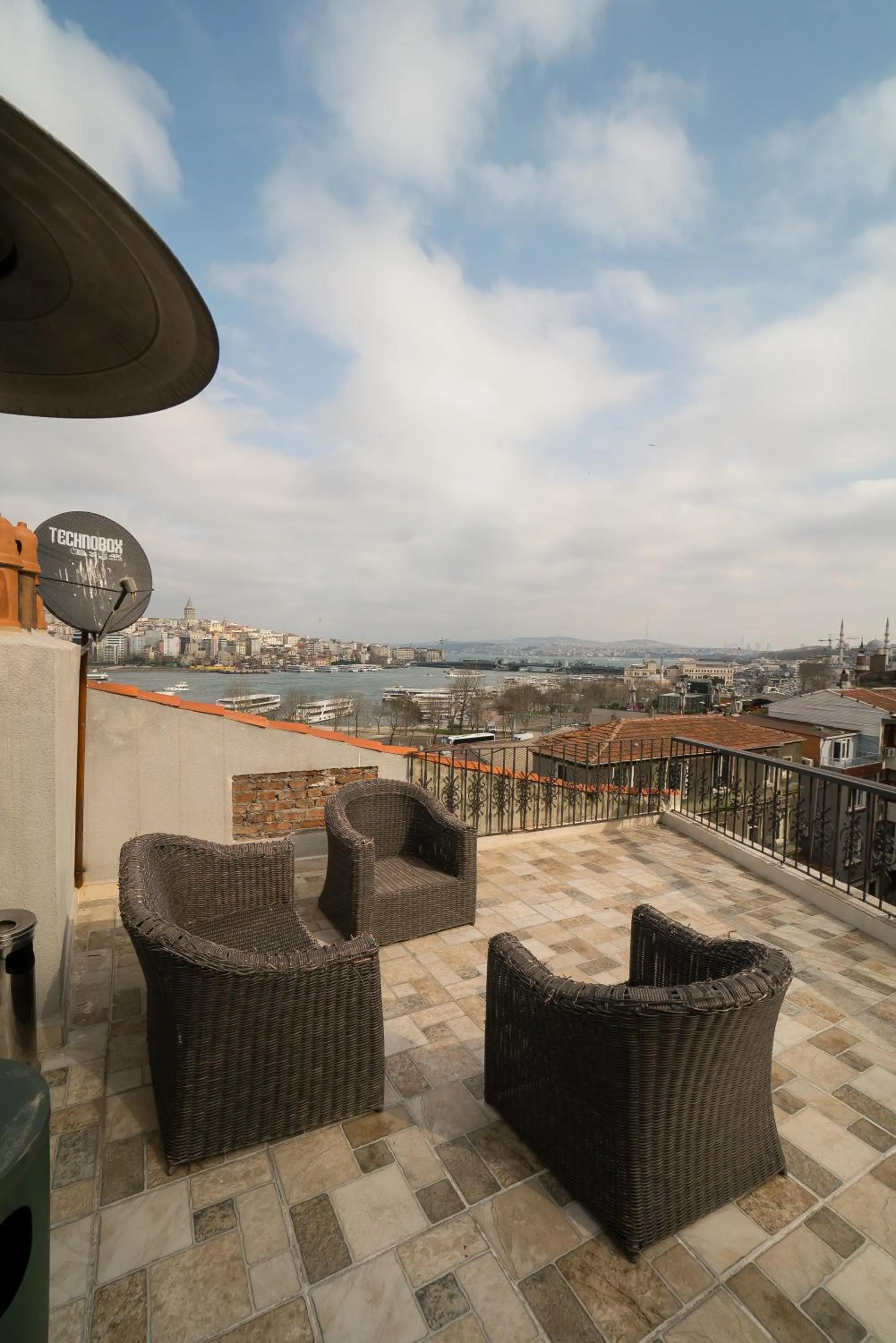 Balcony/Terrace in HHK Hotel