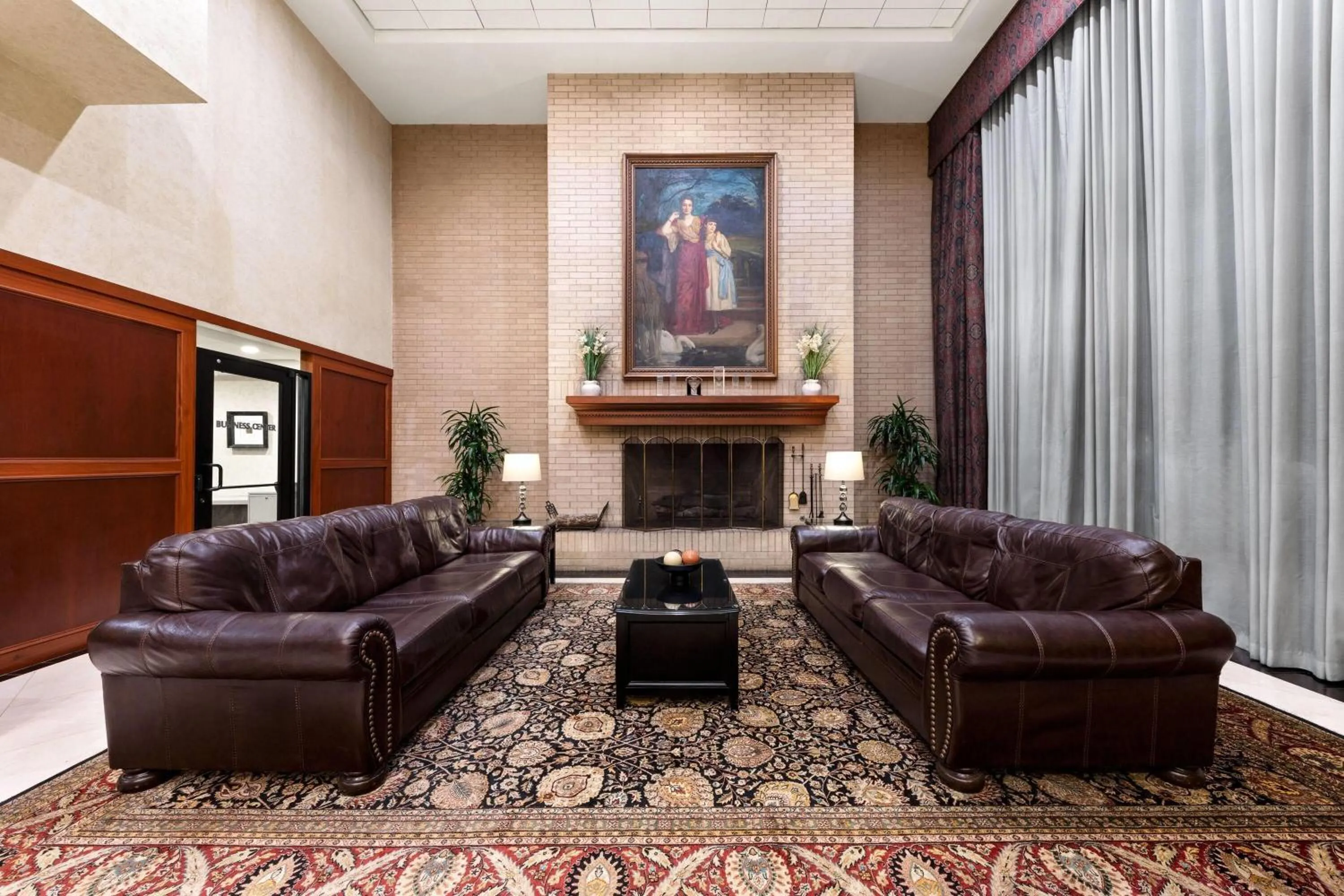 Lobby or reception in Wyndham Riverfront Hotel