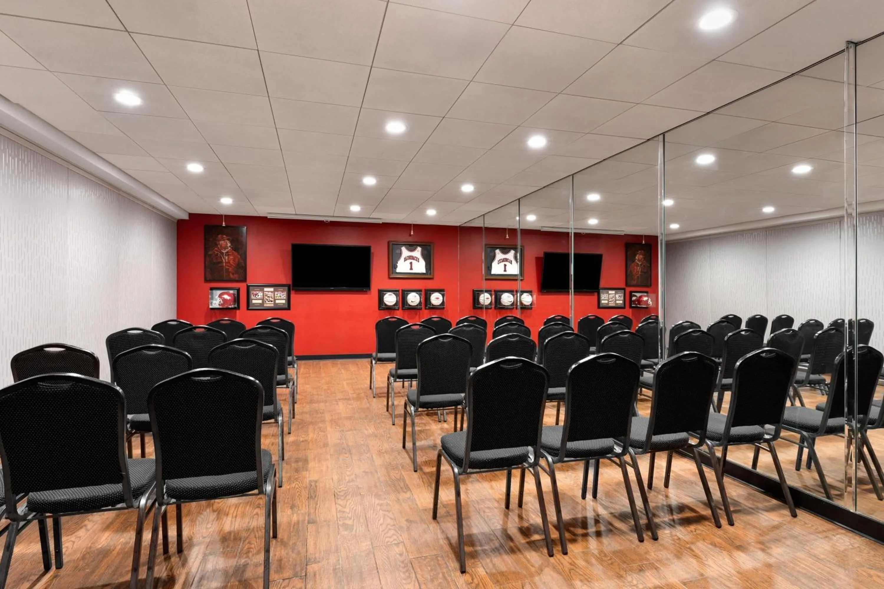 Meeting/conference room in Wyndham Riverfront Hotel