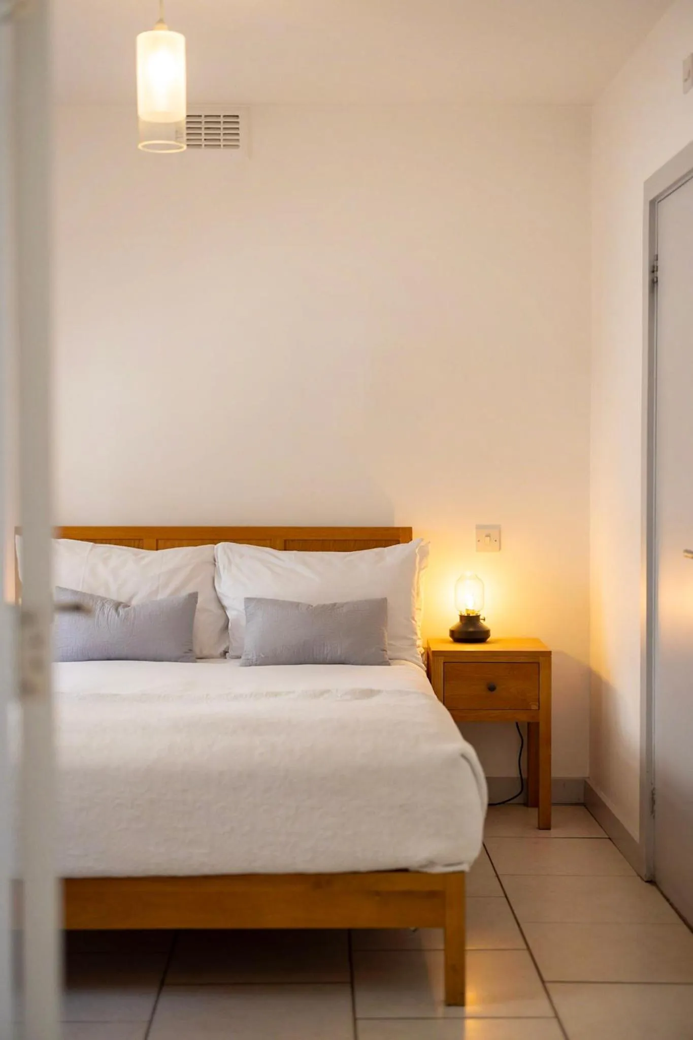 Bed in Lion & Pheasant Hotel