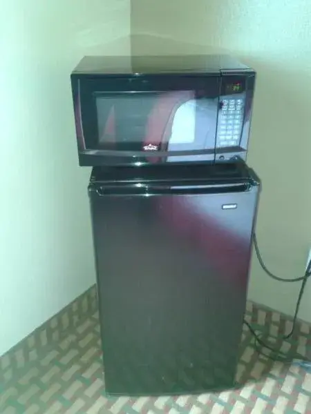 Deluxe King Room in Rest Inn Fort Smith Deluxe King Room in Rest Inn Fort Smith