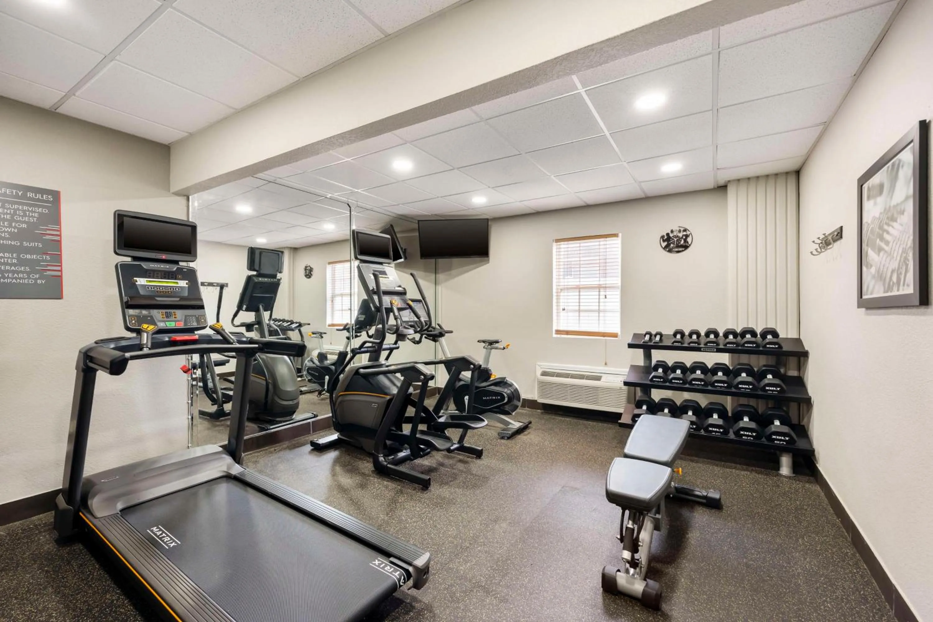 Fitness centre/facilities in Best Western Plus Gen X Inn