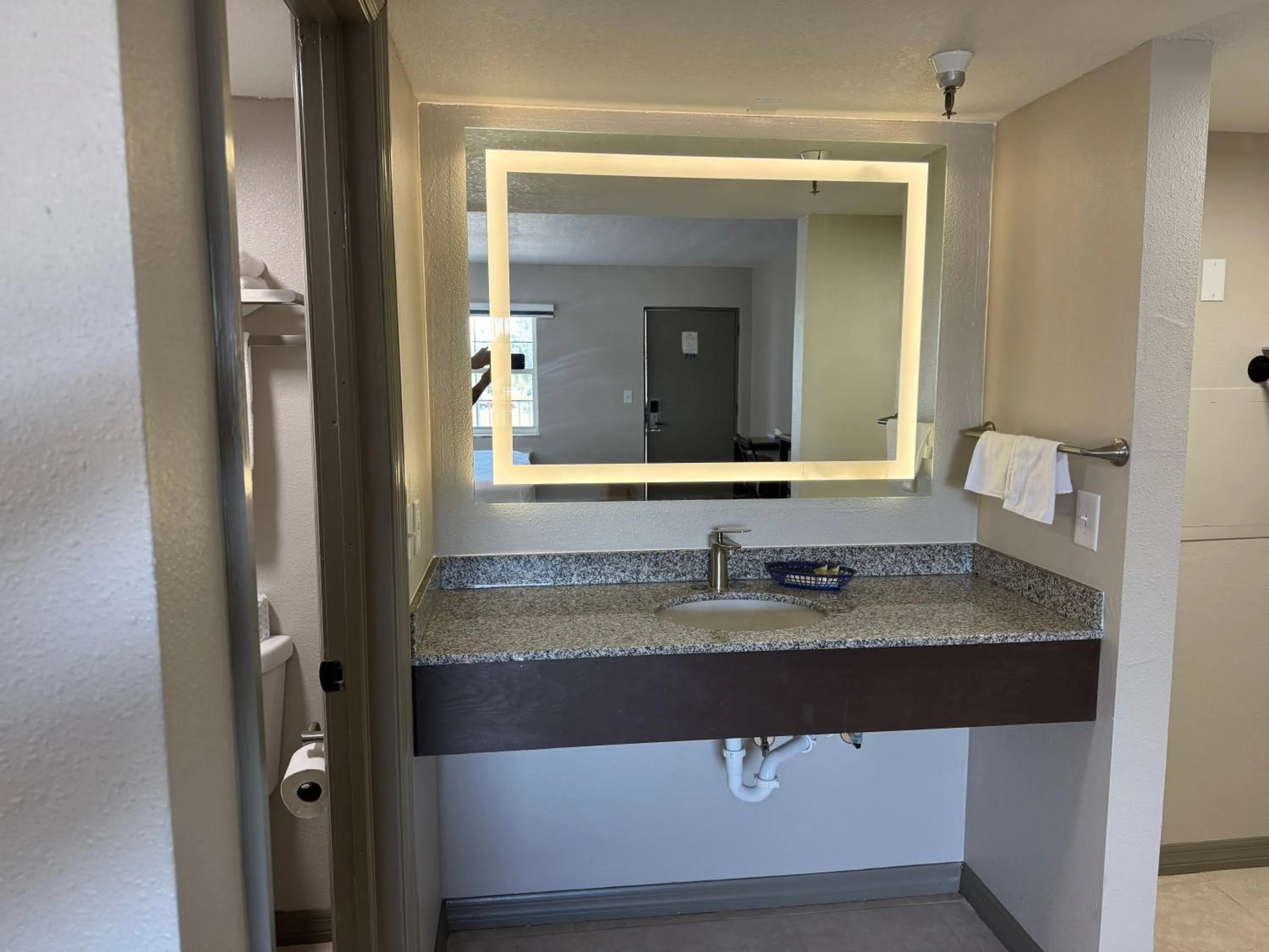 Travelodge by Wyndham Venice