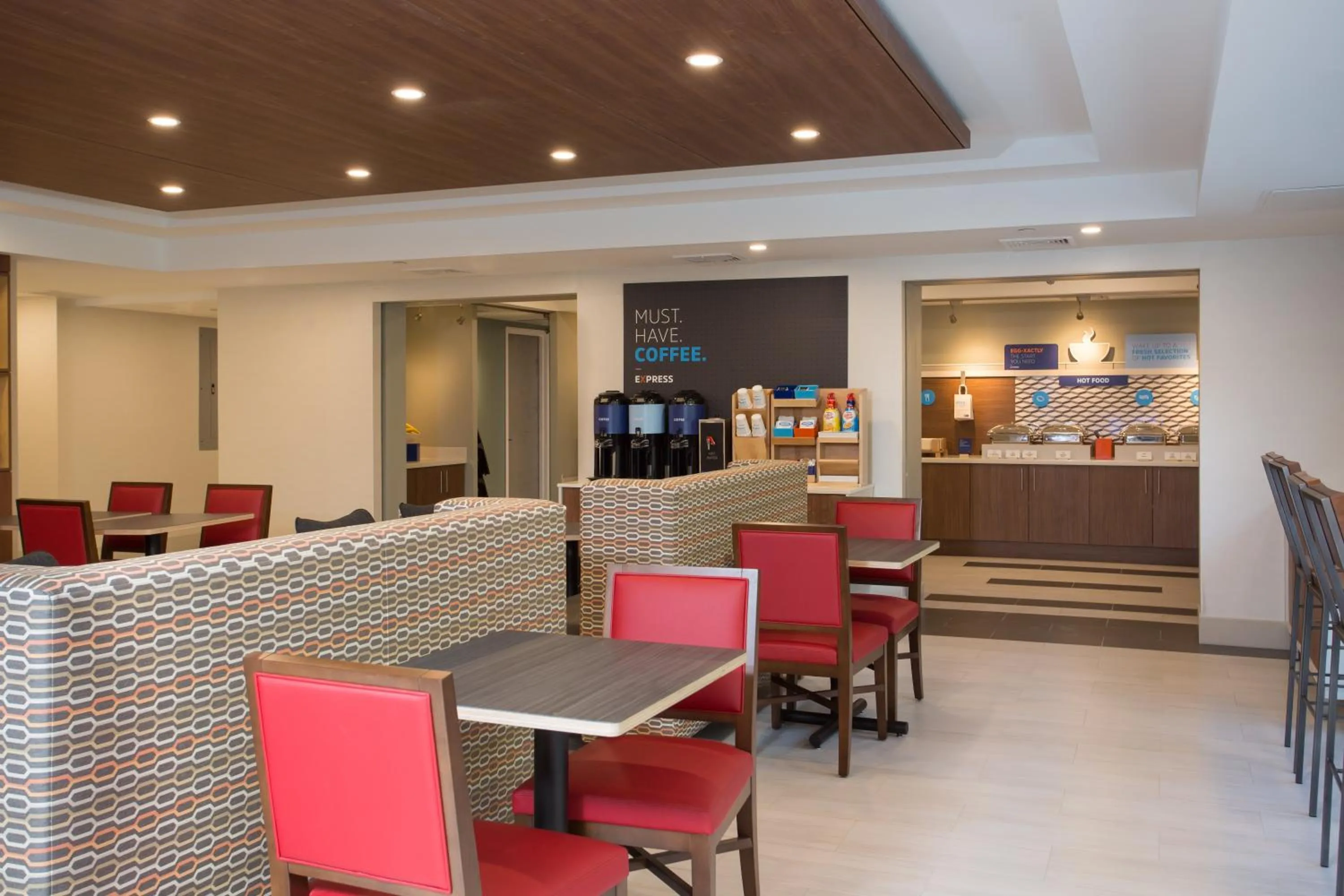 Breakfast in Holiday Inn Express Chelmsford by IHG