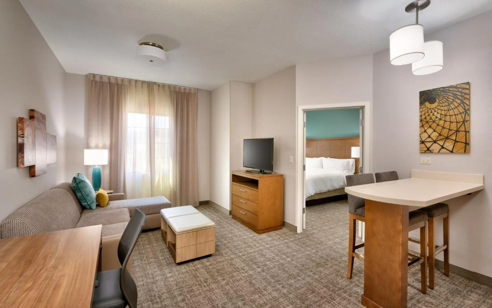 Photo of the whole room, Bed in Staybridge Suites - Gainesville I-75 by IHG