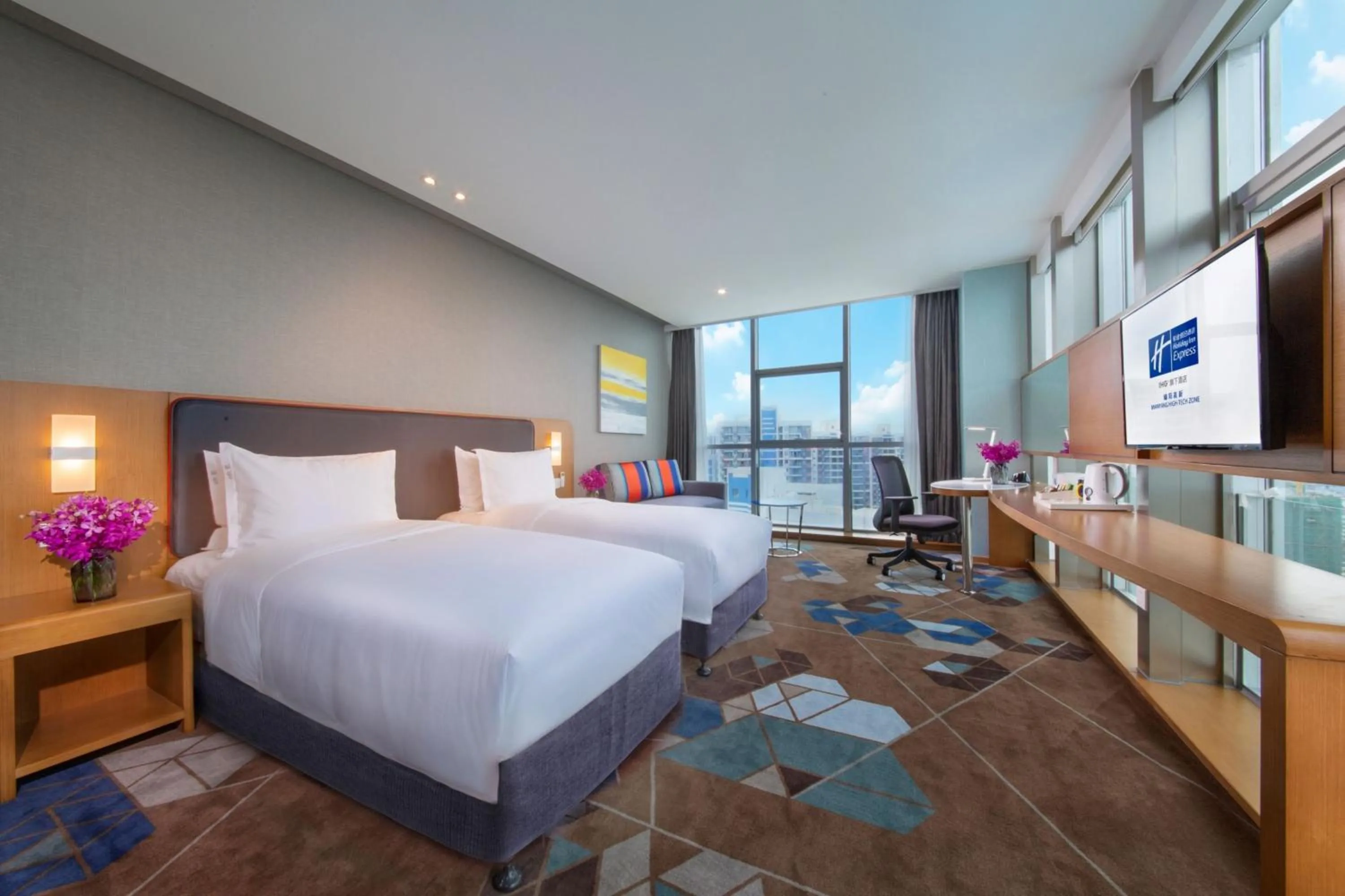 Photo of the whole room, Bed in Holiday Inn Express Mianyang High-Tech Zone by IHG
