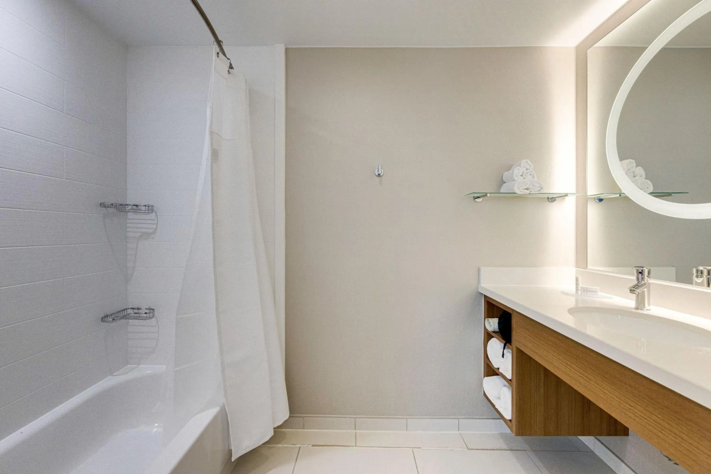 Bathroom in SpringHill Suites by Marriott Houston The Woodlands