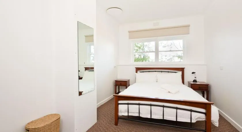 Day, Bed in Portland Holiday Village