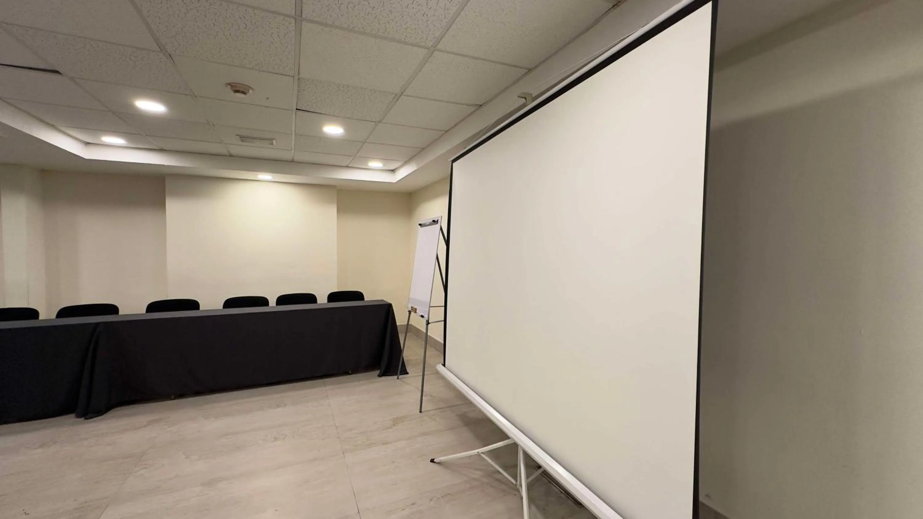 Meeting/conference room in Best Western PLUS Monterrey Colón