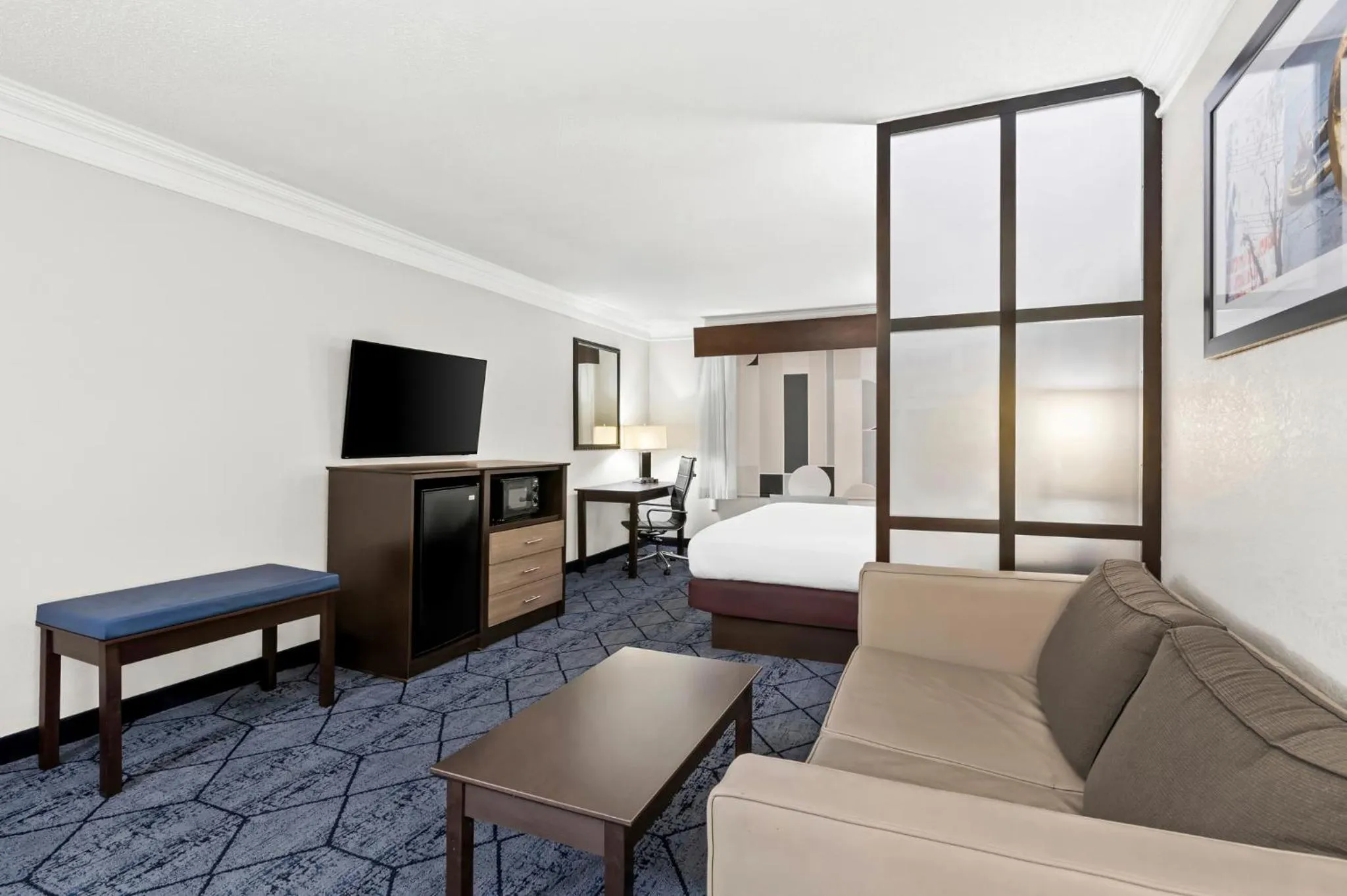 TV and multimedia, Bed in Best Western Slidell Hotel