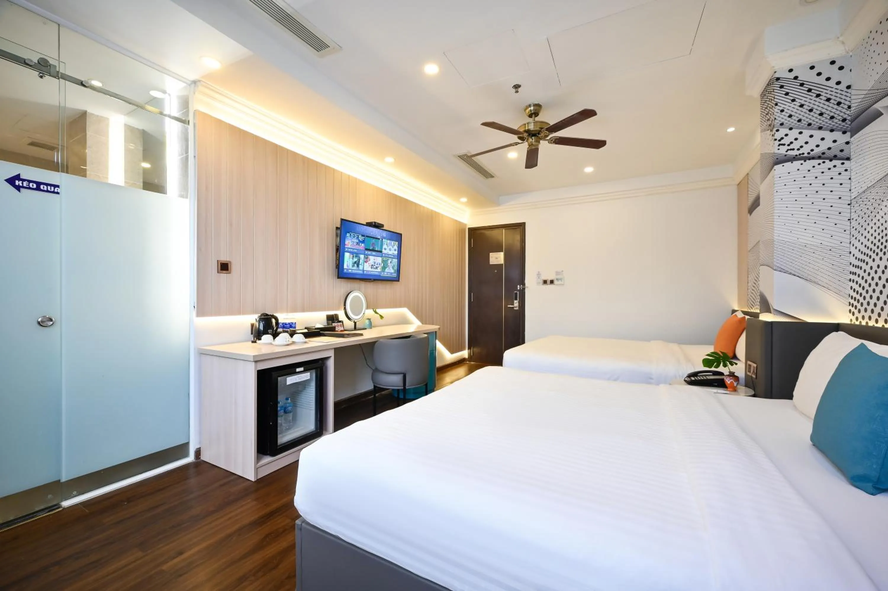 TV and multimedia, Bed in Cicilia Saigon Center