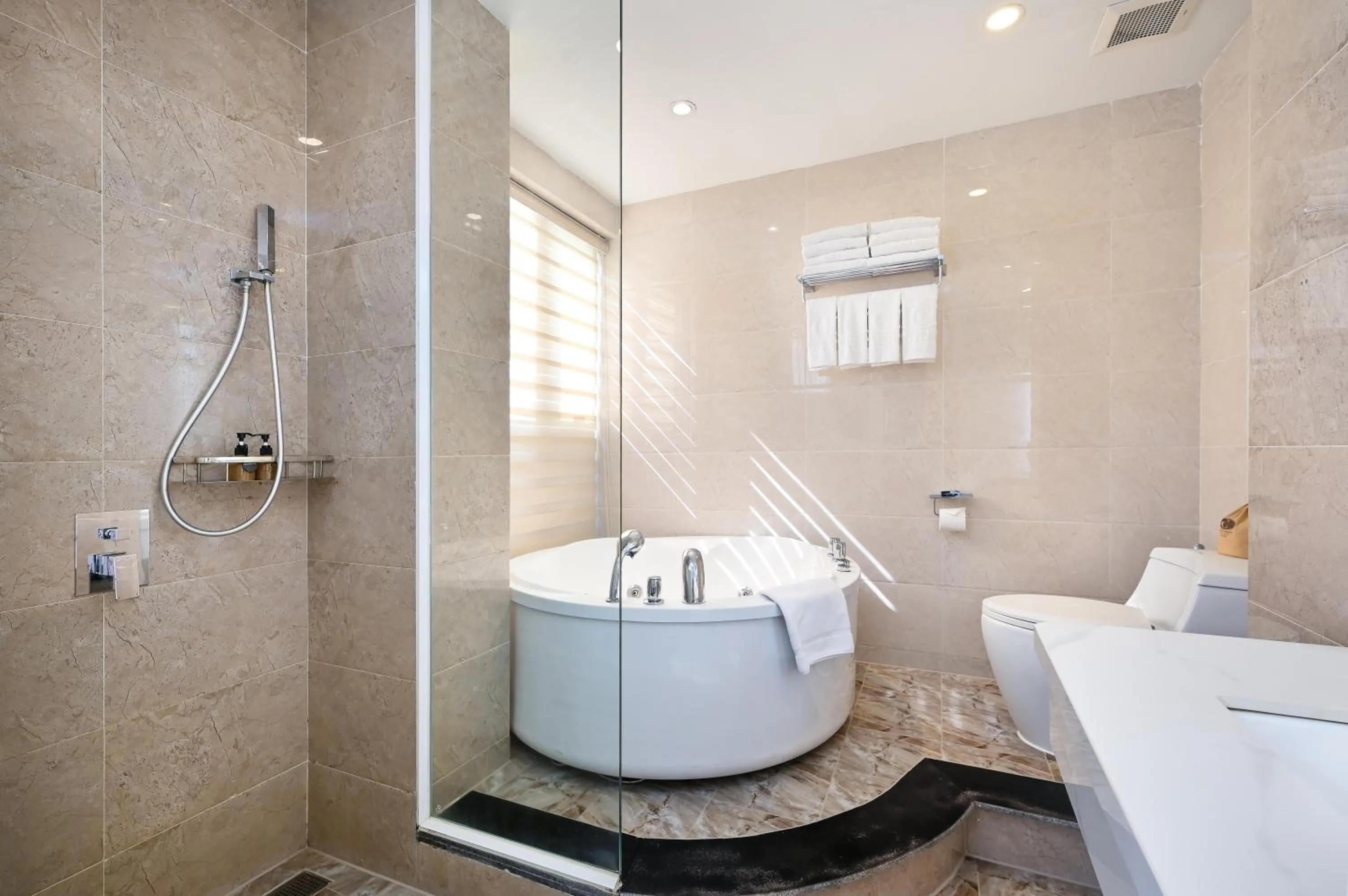 Bathroom in Cicilia Saigon Center