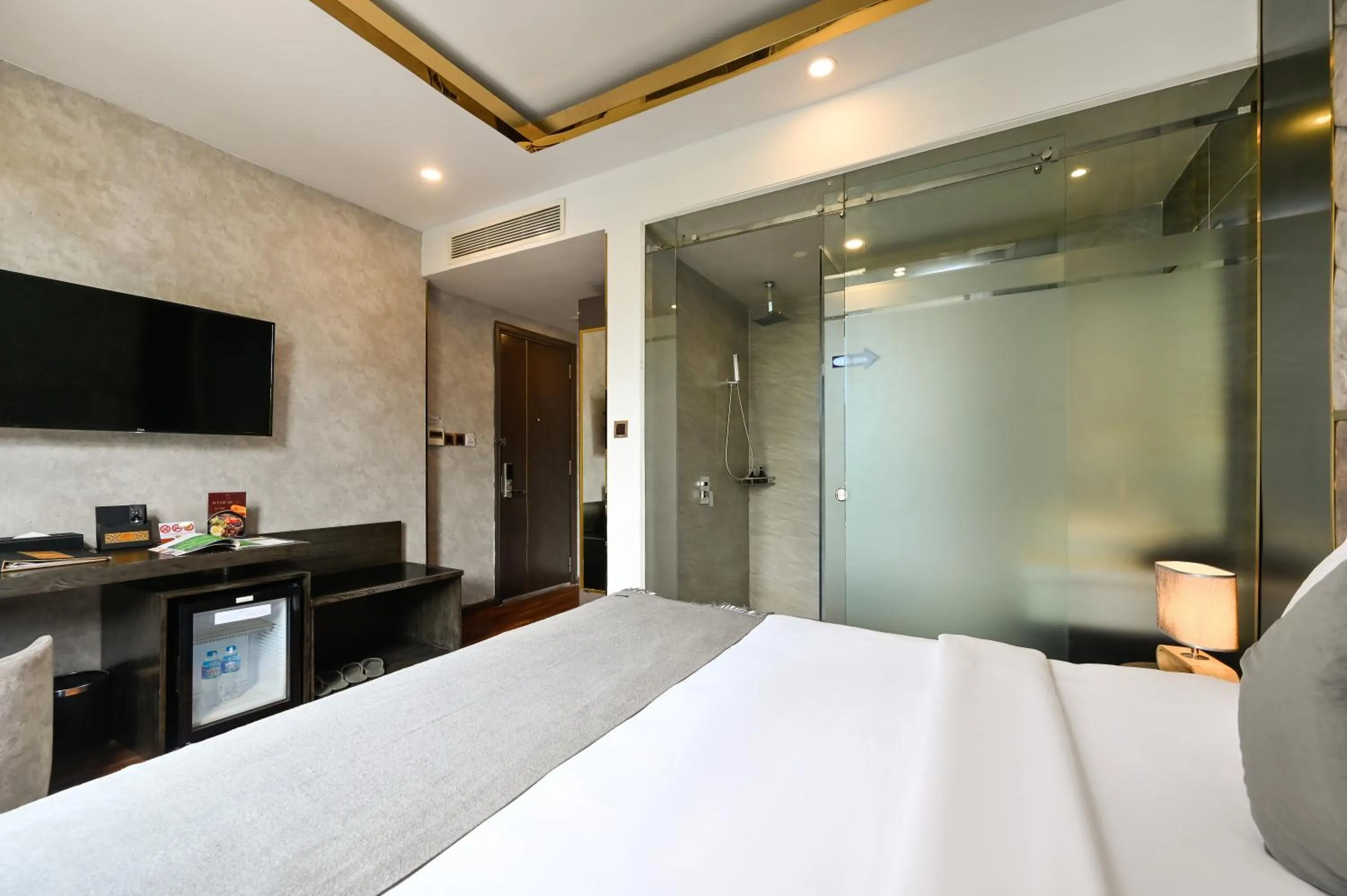 Bed in Cicilia Saigon Center