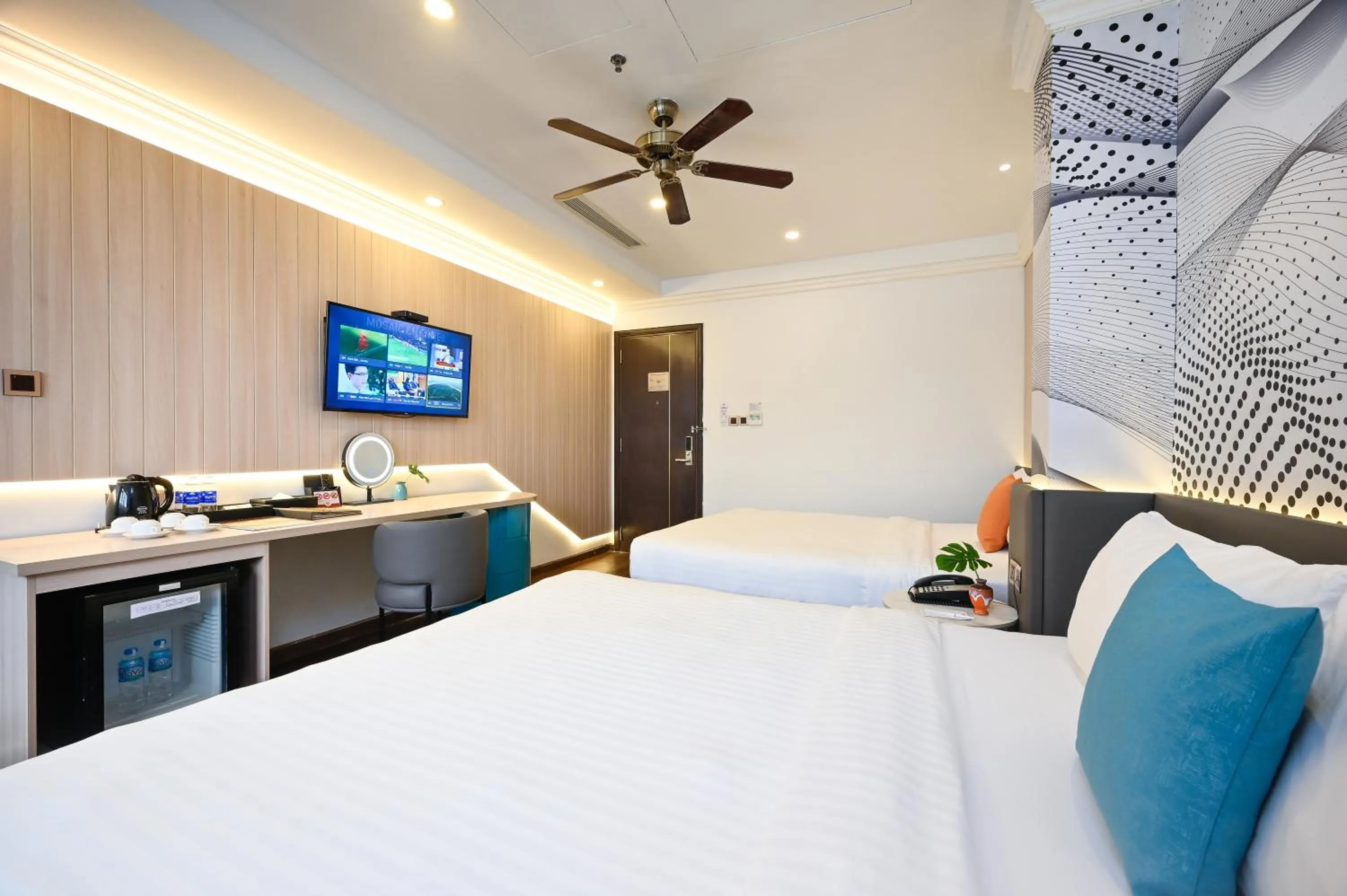 Photo of the whole room, Bed in Cicilia Saigon Center