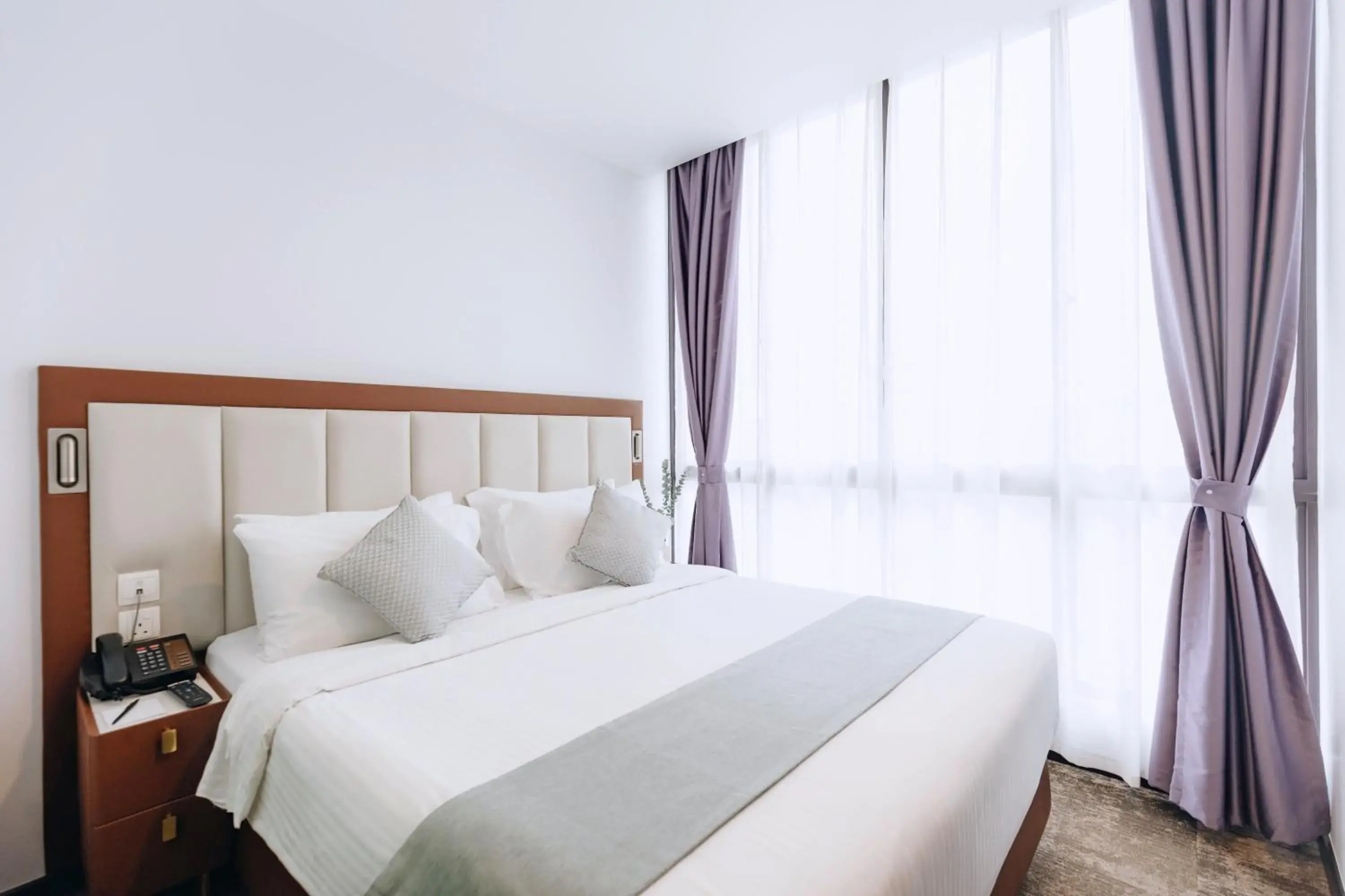 Deluxe Single in Santa Grand Hotel East Coast a NuVe Group Collection Deluxe Single in Santa Grand Hotel East Coast a NuVe Group Collection