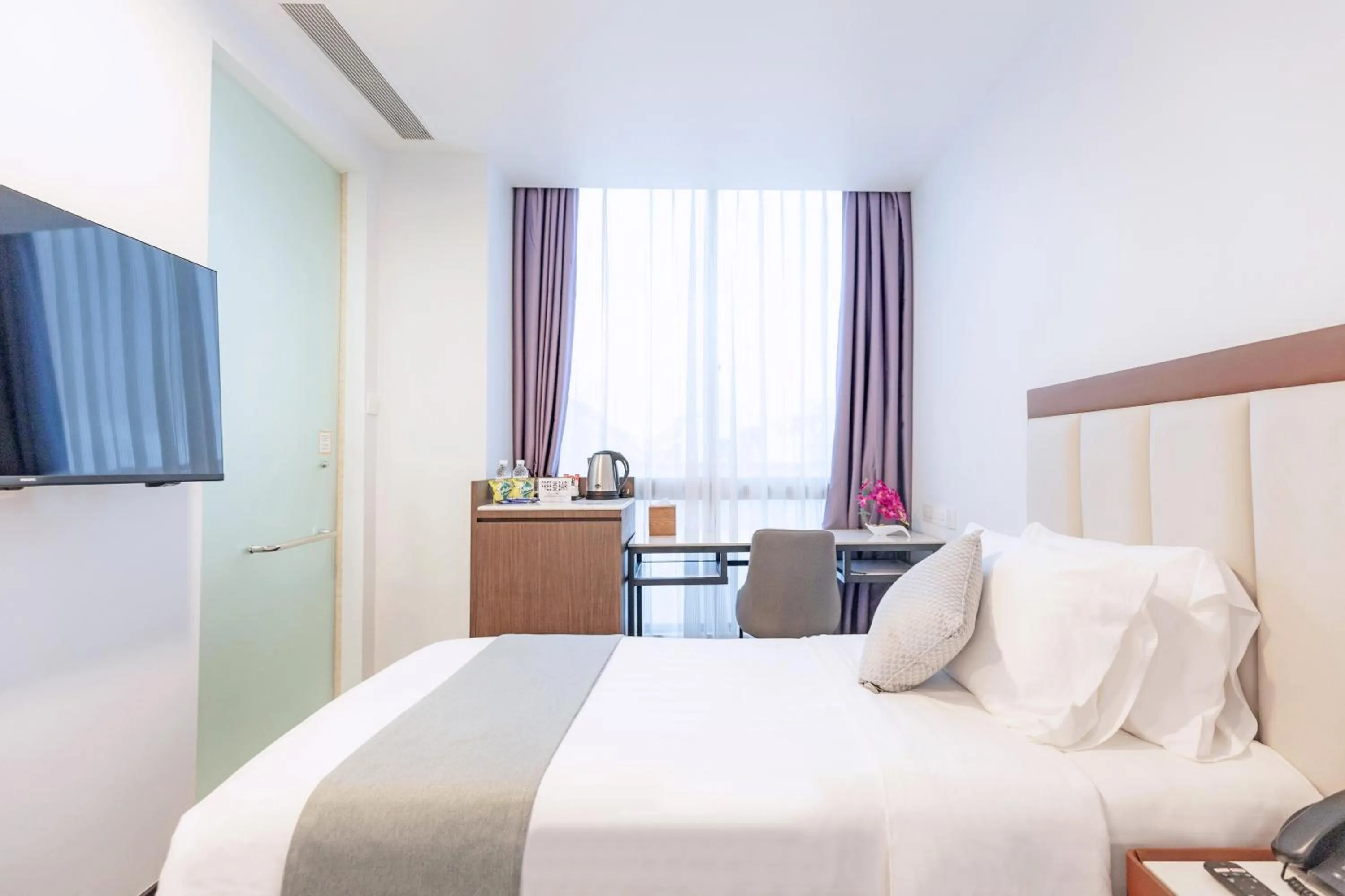 Bed in Santa Grand Hotel East Coast a NuVe Group Collection