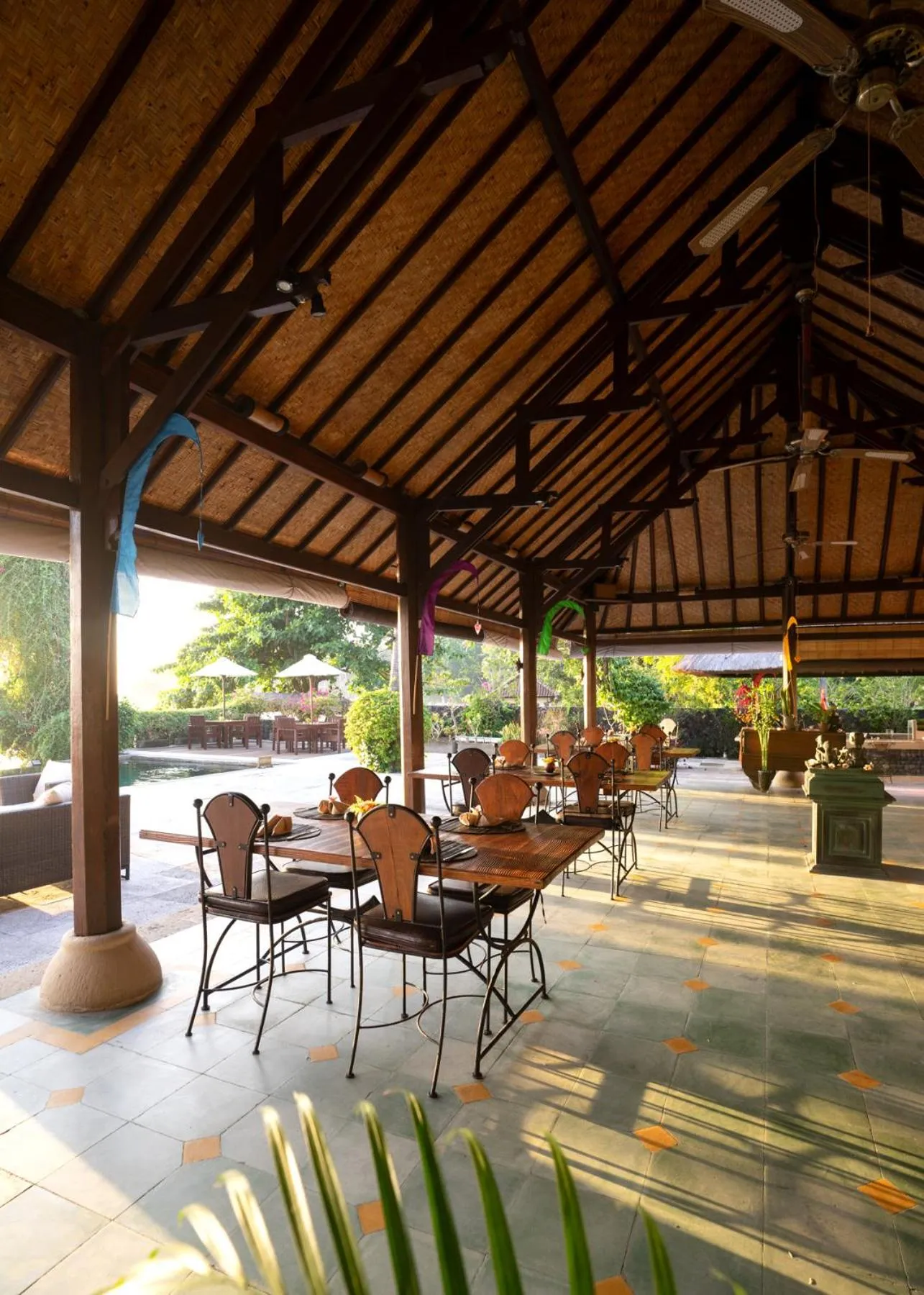 Restaurant/places to eat in Mimpi Resort Tulamben