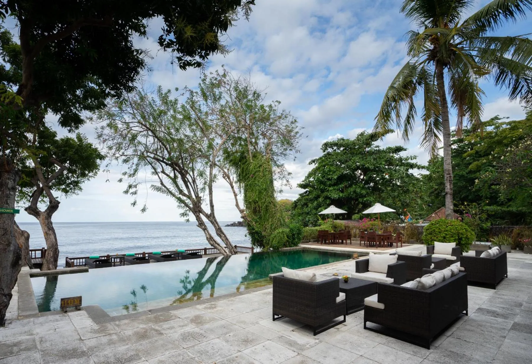 Restaurant/places to eat in Mimpi Resort Tulamben