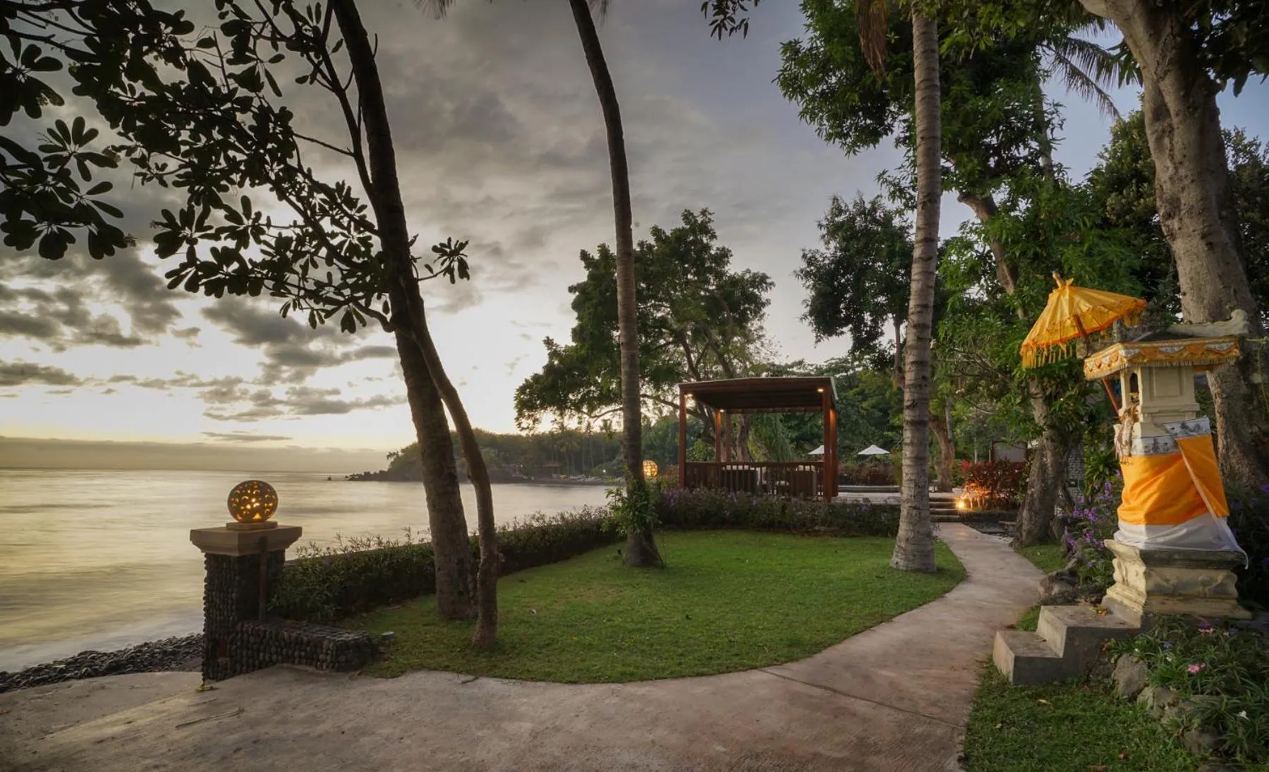 Garden in Mimpi Resort Tulamben