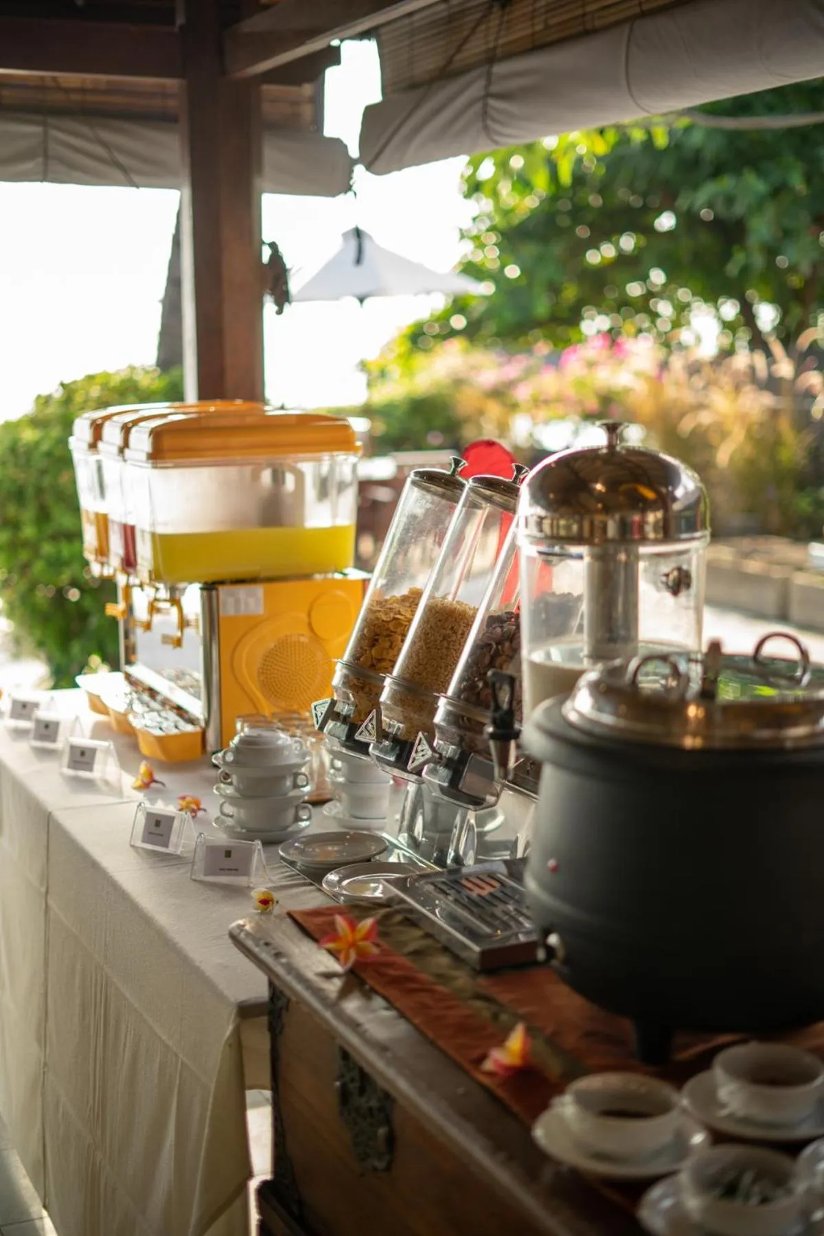 Buffet breakfast in Mimpi Resort Tulamben