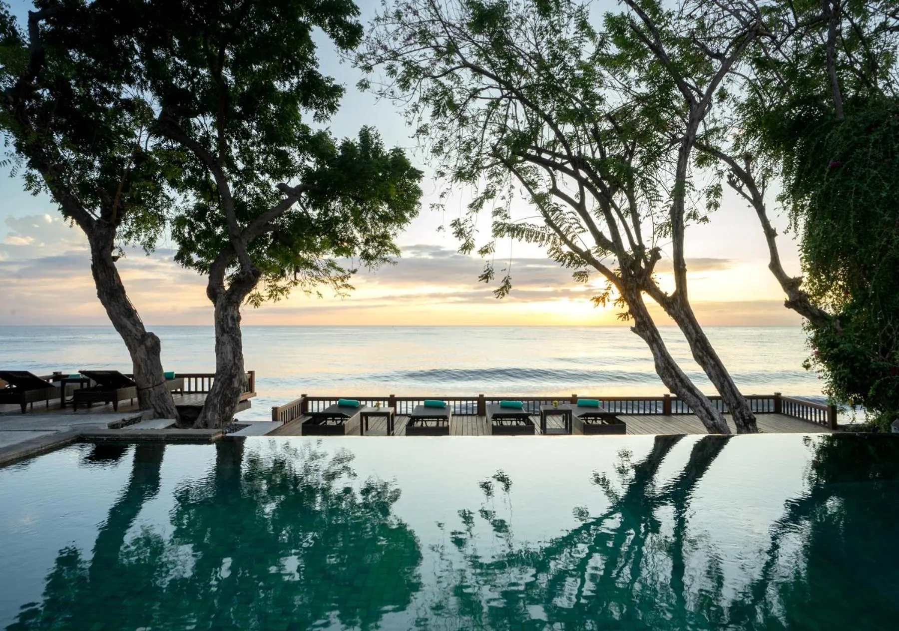 Swimming pool in Mimpi Resort Tulamben