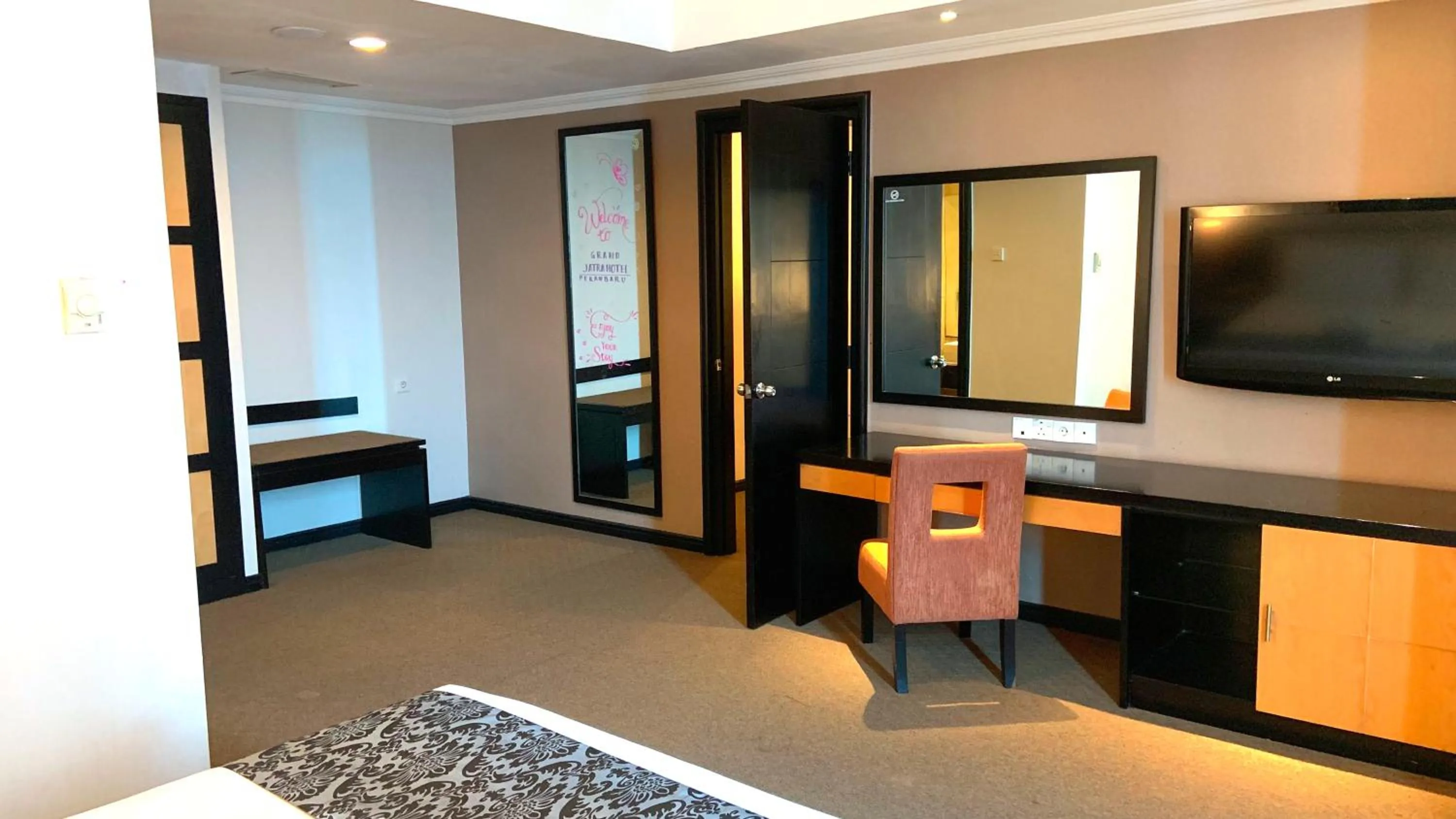 Bedroom in Grand Jatra Hotel Pekanbaru